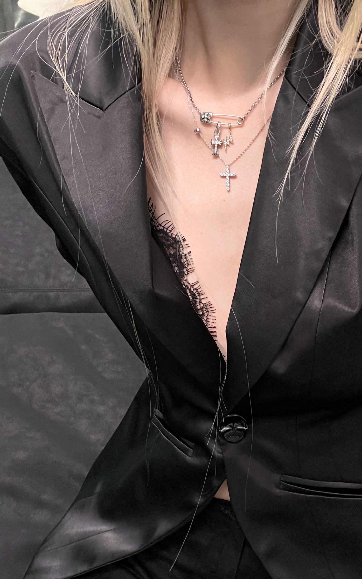 Rase le sol 레이스 트리밍 브라렛이 포함된 맞춤형 블레이저 세트