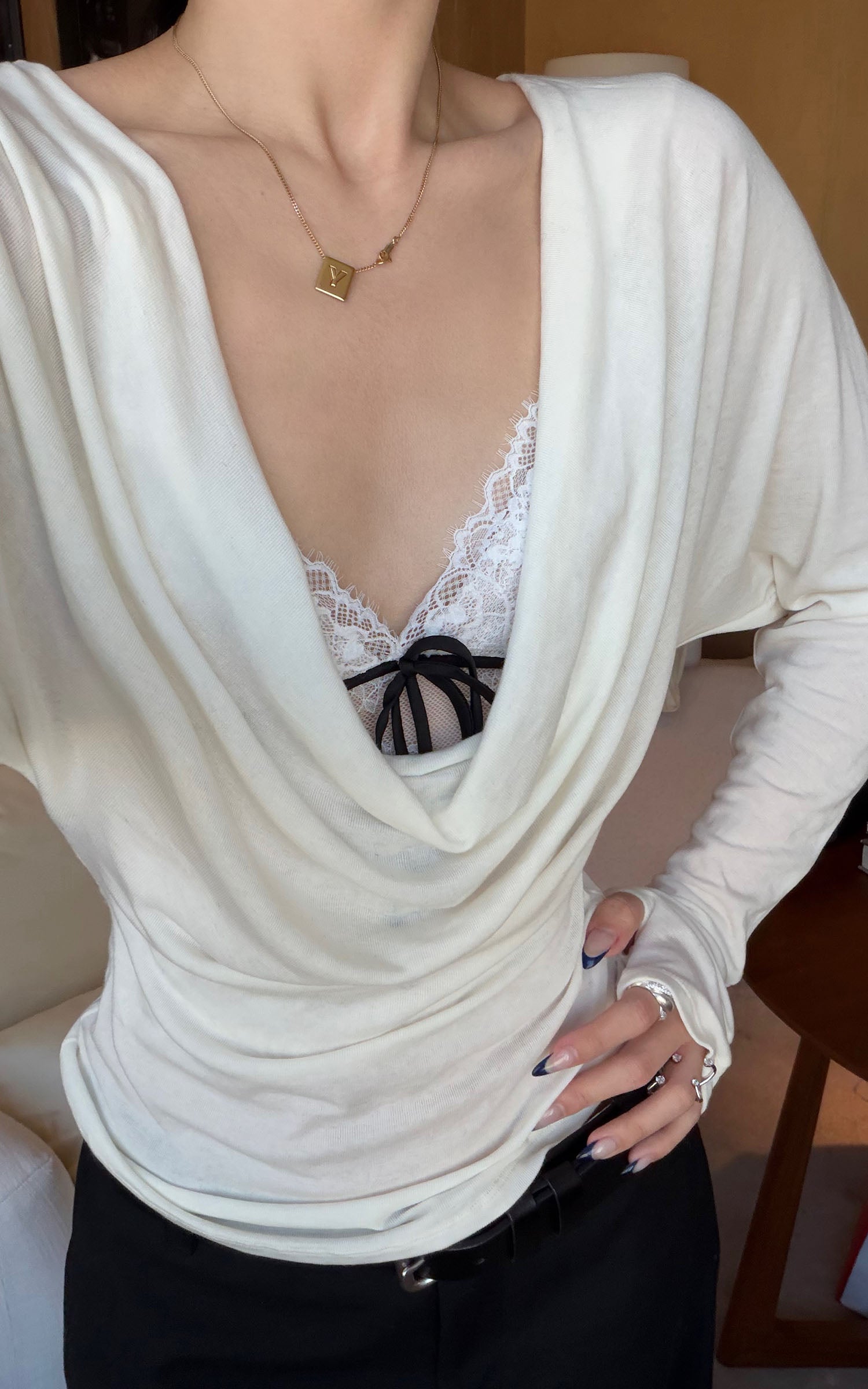 ROVENTE ドレープカウルネックトップ &amp; レースキャミソール2ピースセット