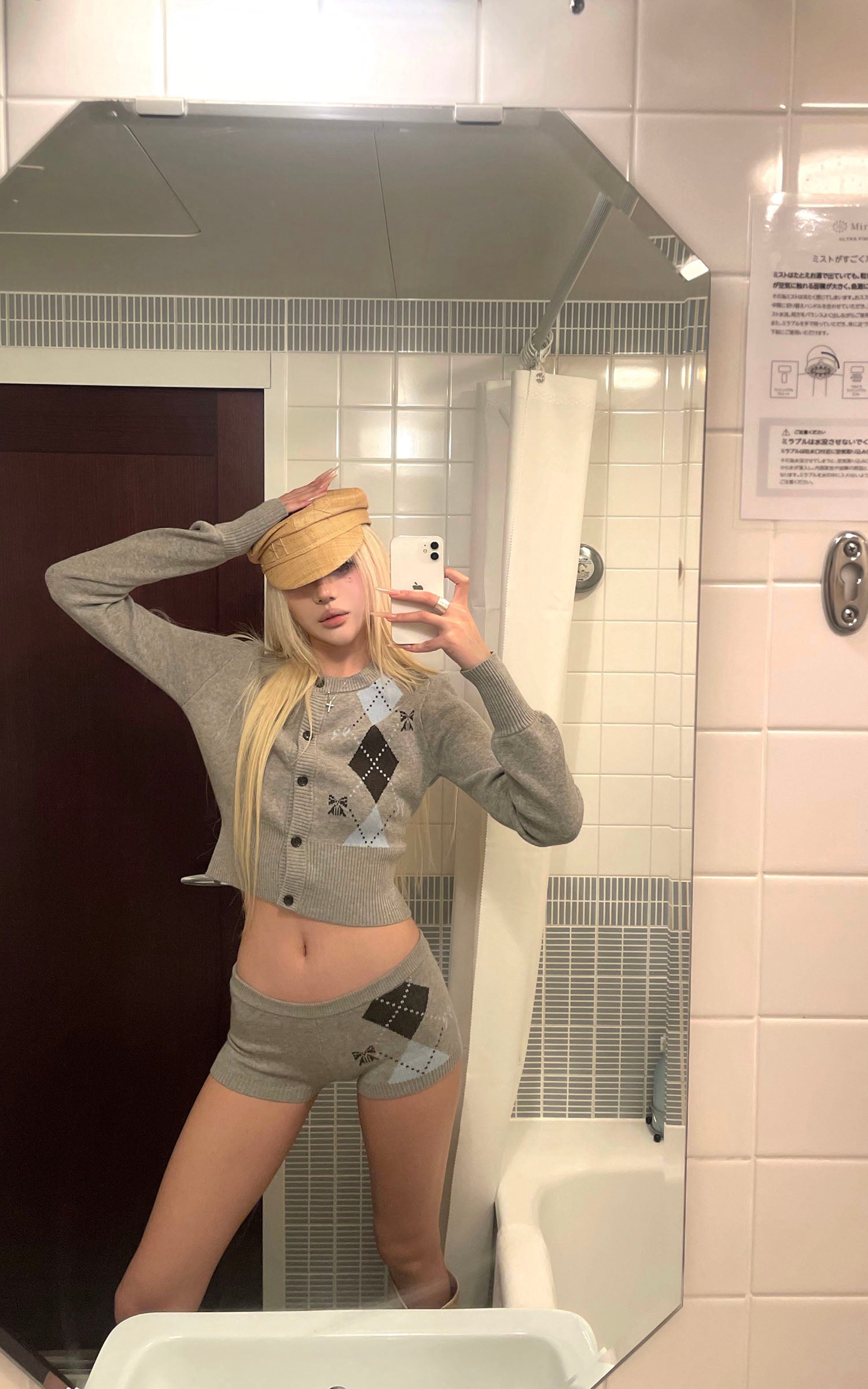 Rase le sol 아가일 니트 세트: 크롭 가디건 &amp; 미니 쇼츠