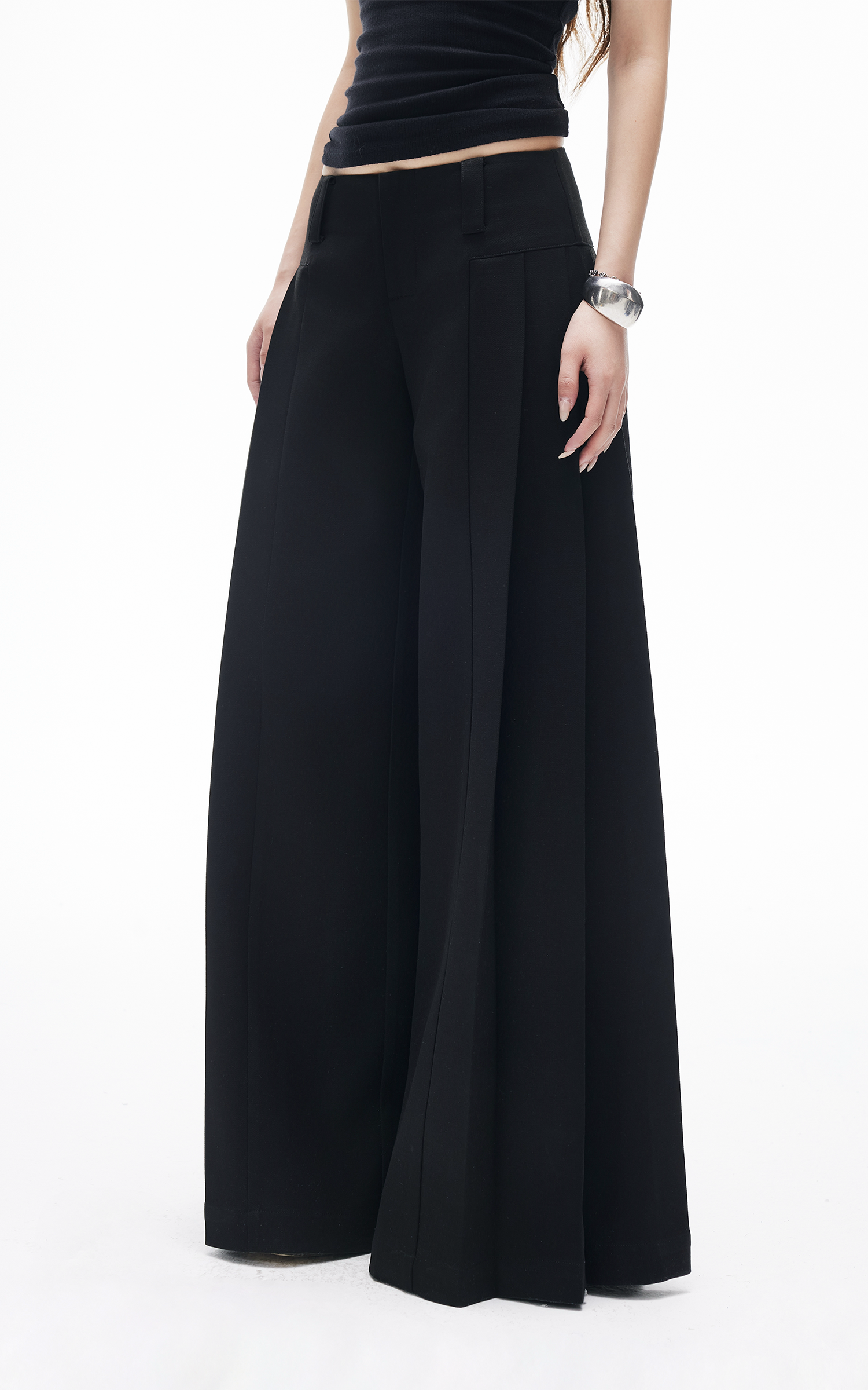 IAMXIAA High-Waisted Fluid Wide-Leg Trousers