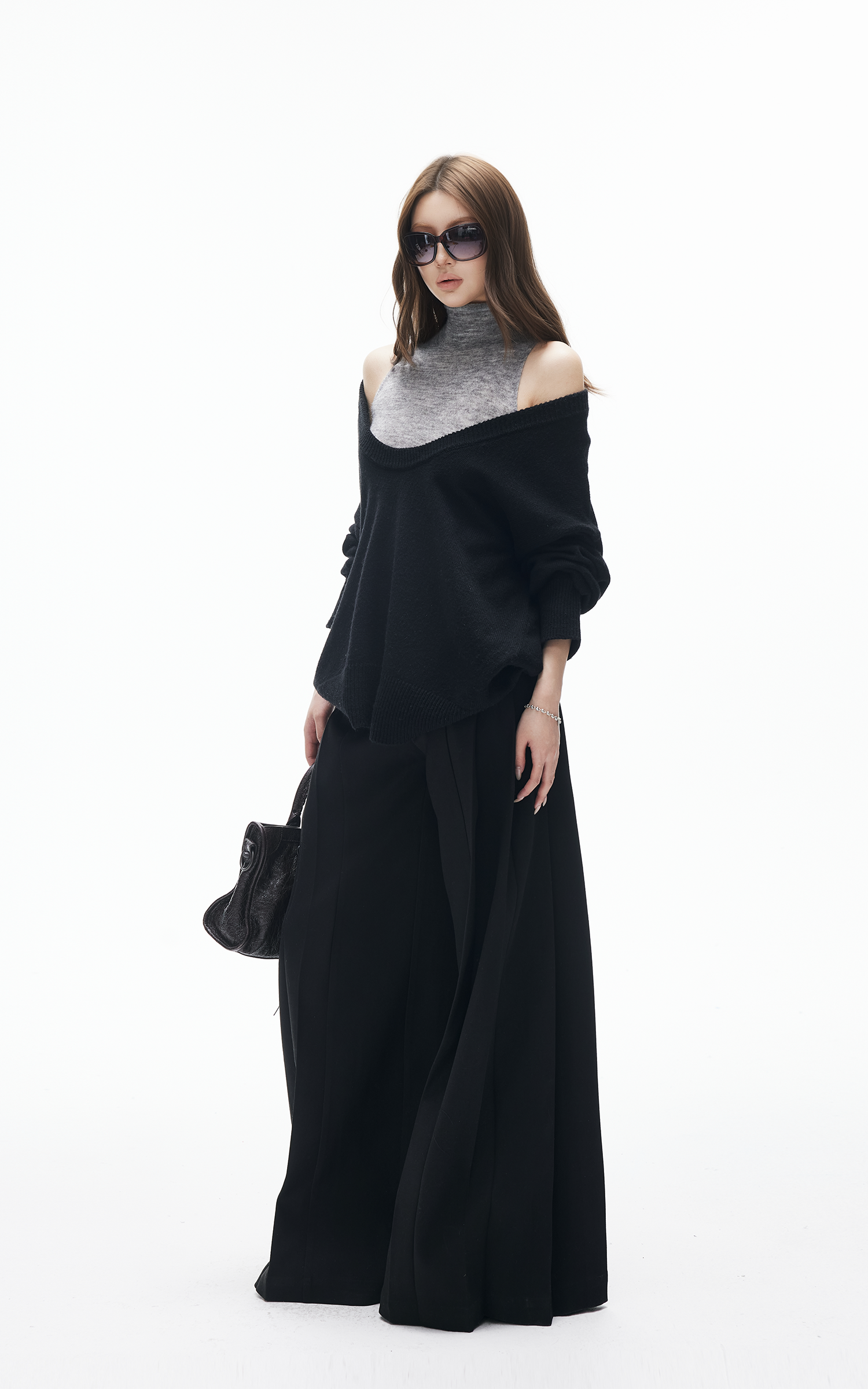 IAMXIAA Fitted Mock Neck Knit Tank