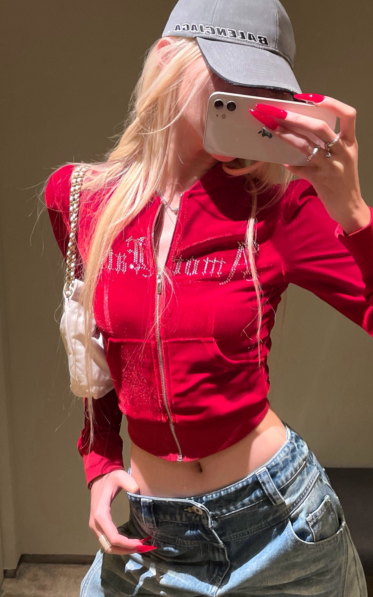 Rase le sol 벨벳 지퍼업 자켓, 라인스톤 고딕 레터링