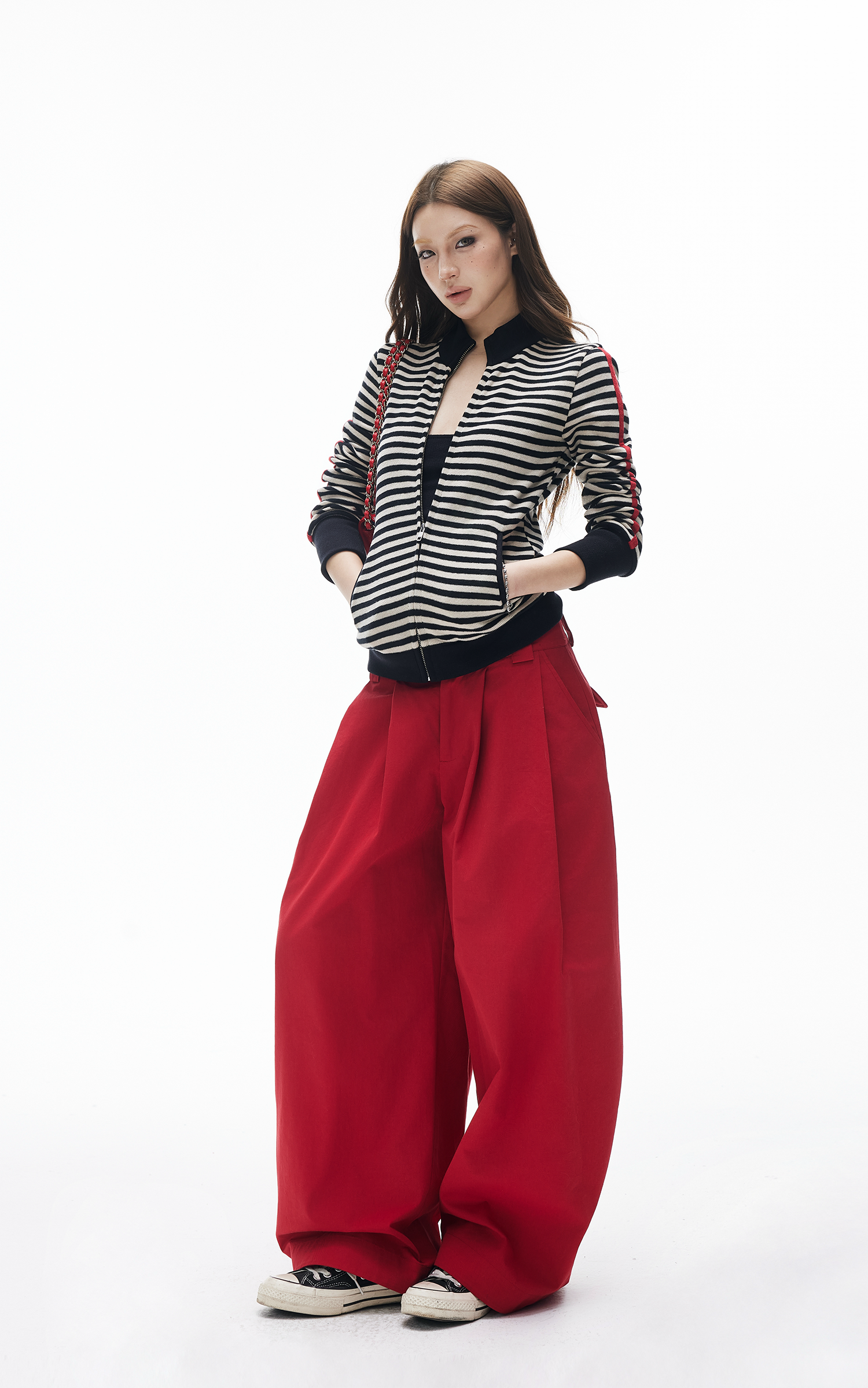 IAMXIAA 스트라이프 집업 크롭 자켓