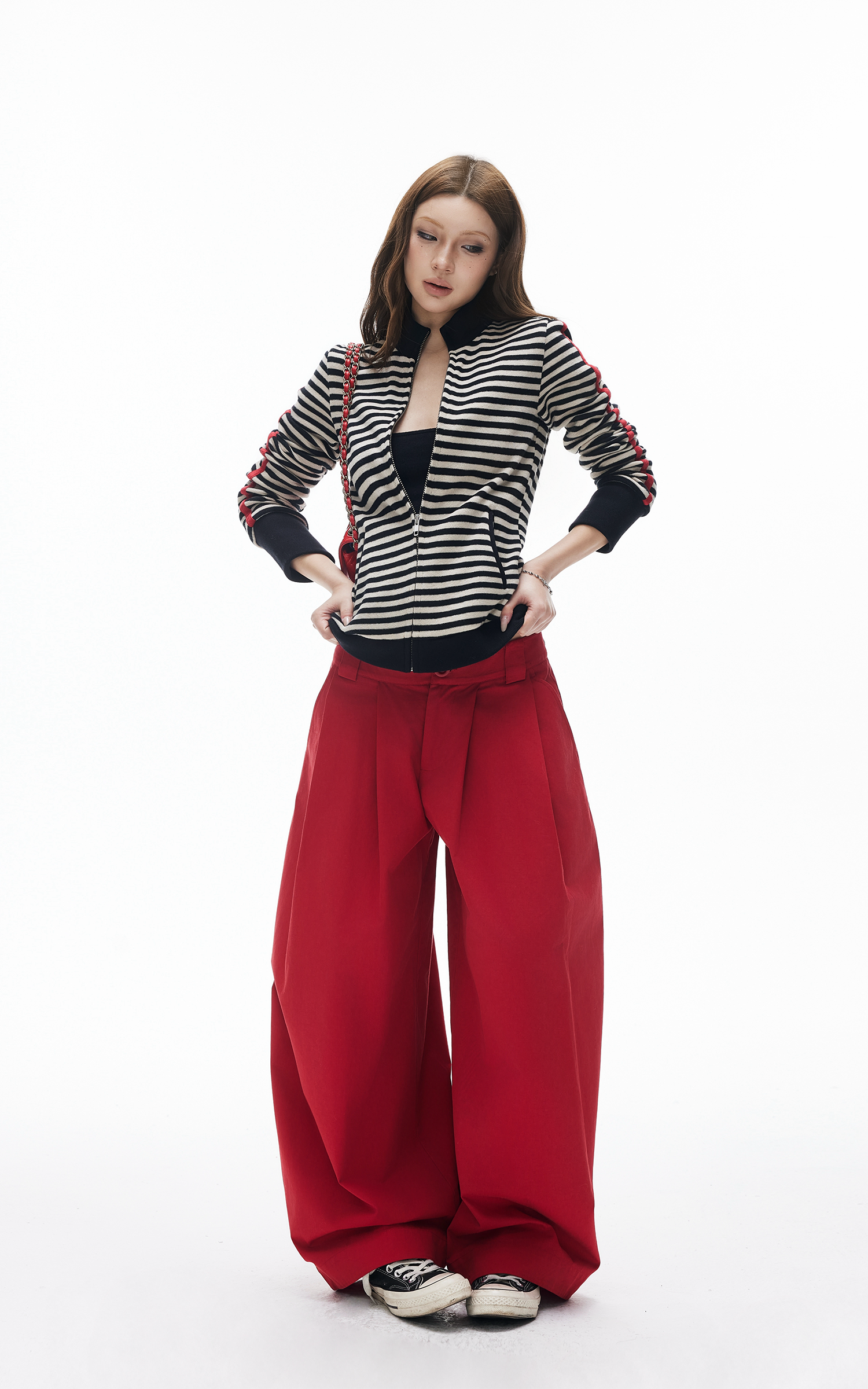 IAMXIAA 스트라이프 집업 크롭 자켓