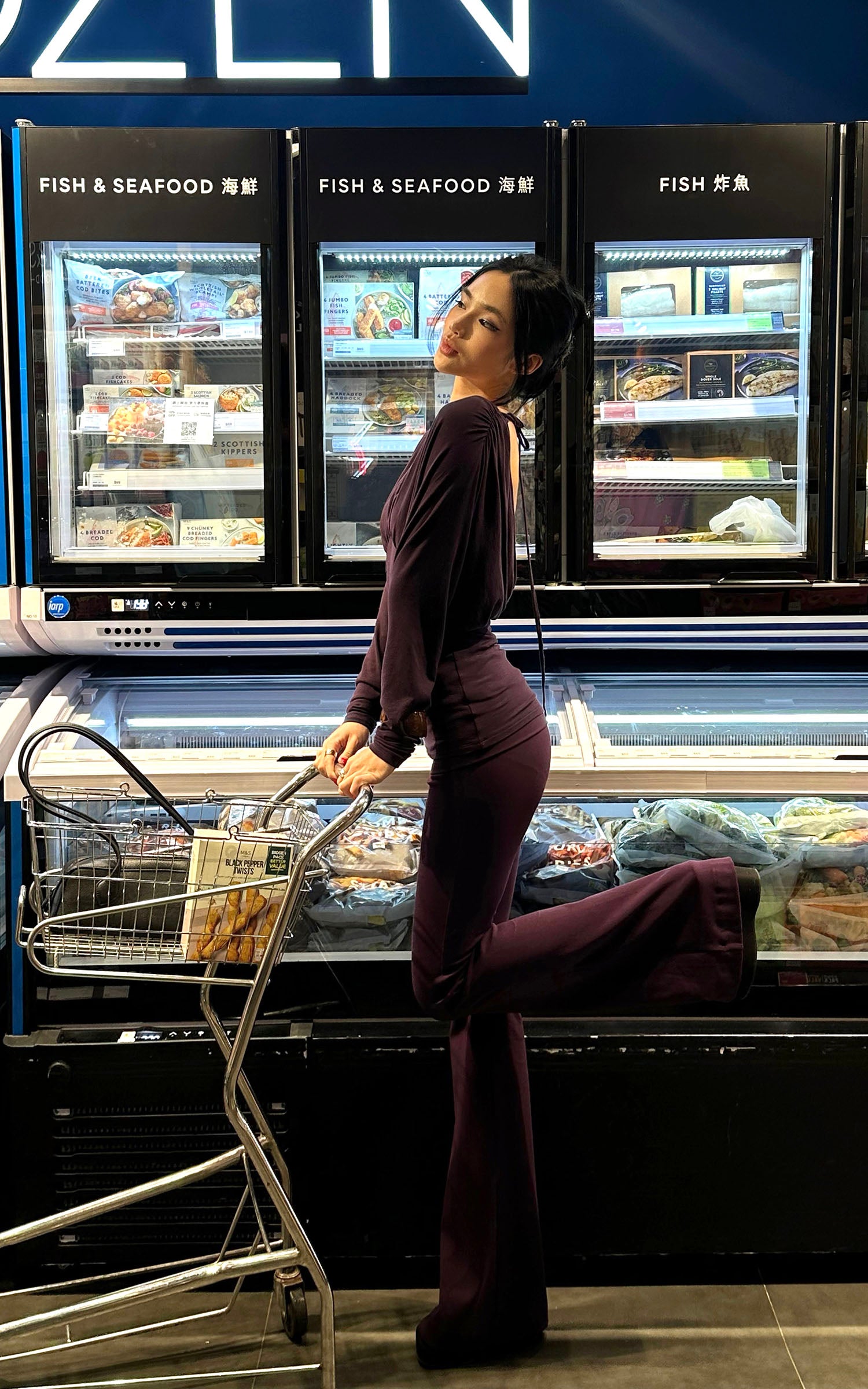 ROVENTE Ensemble T-shirt drapé dos nu en V profond et pantalon évasé