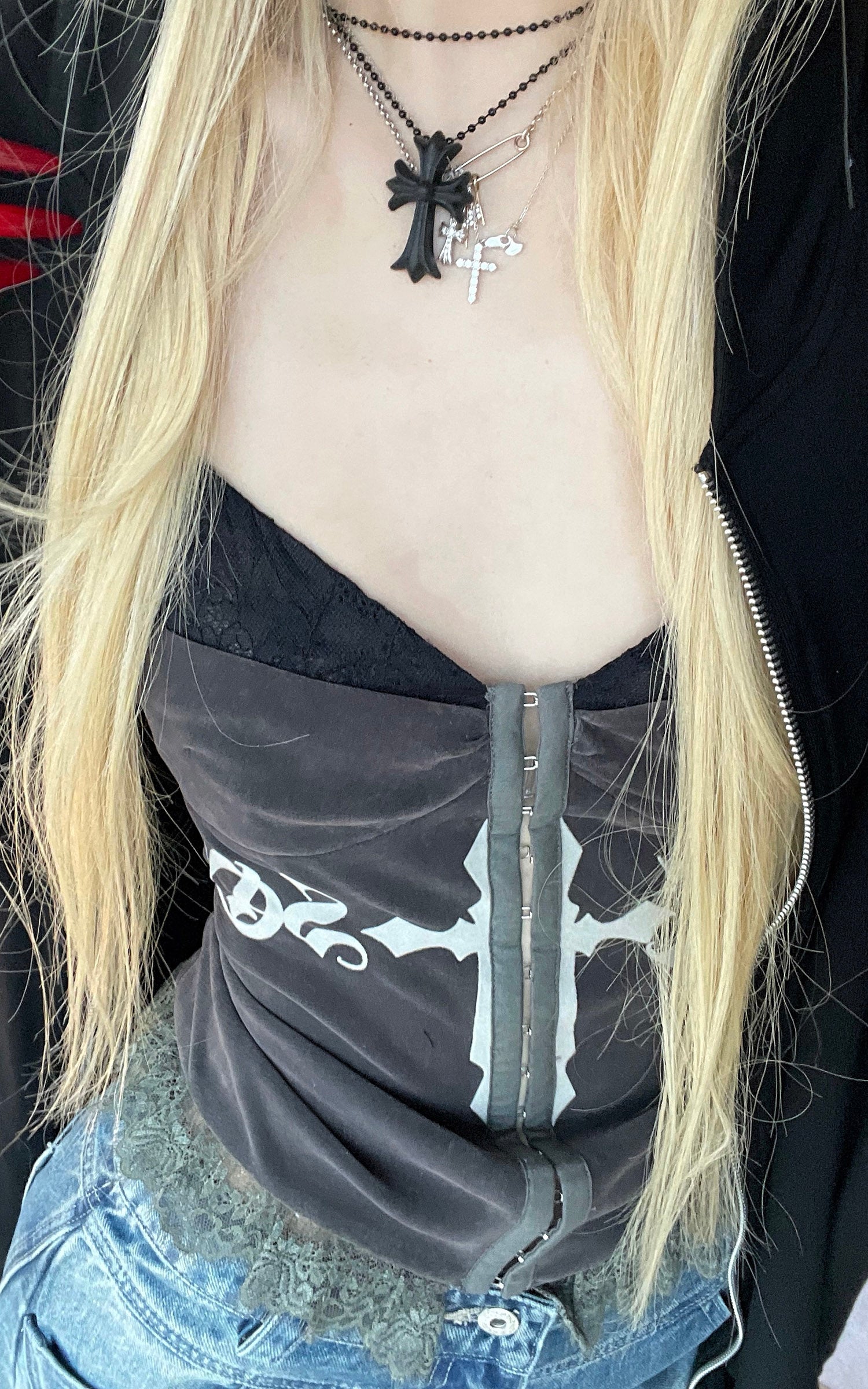 Rase le sol Gothic Cross Panel Camisole Fitted Lace Trim Structured Layering Top