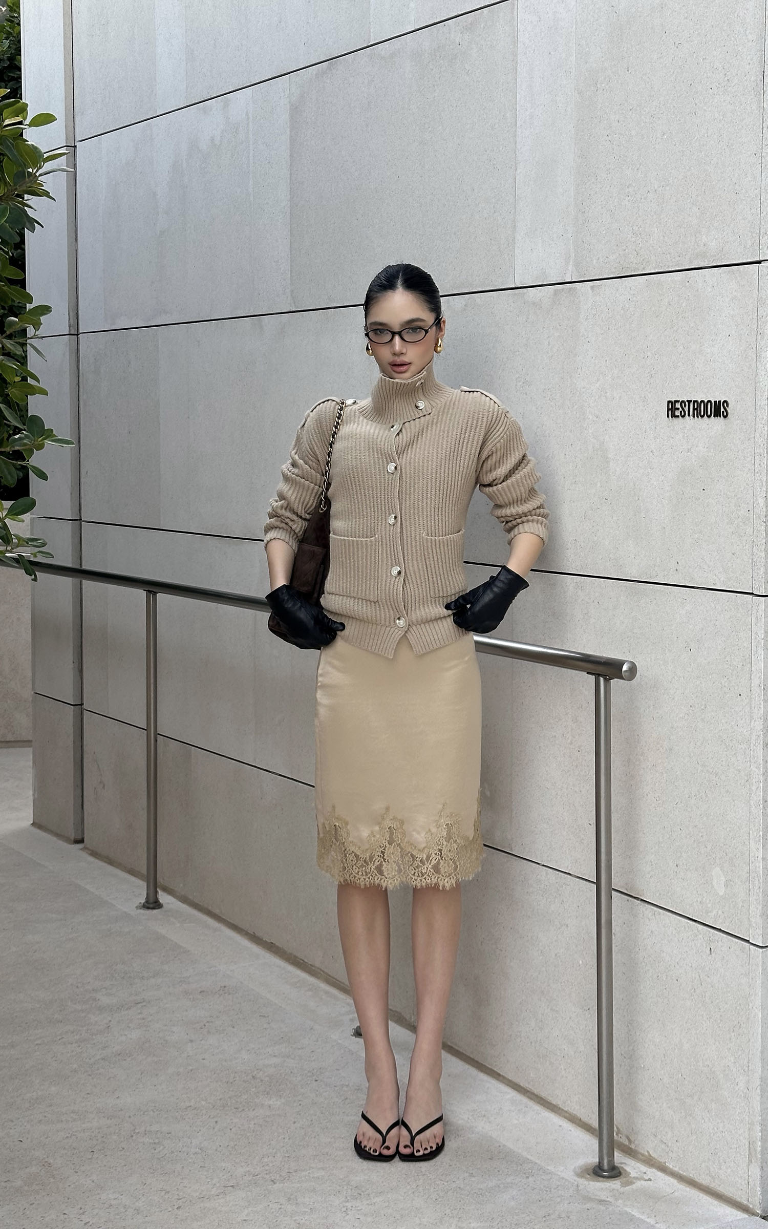 ROVENTE アシンメトリックハイネックリブニットカーディガン