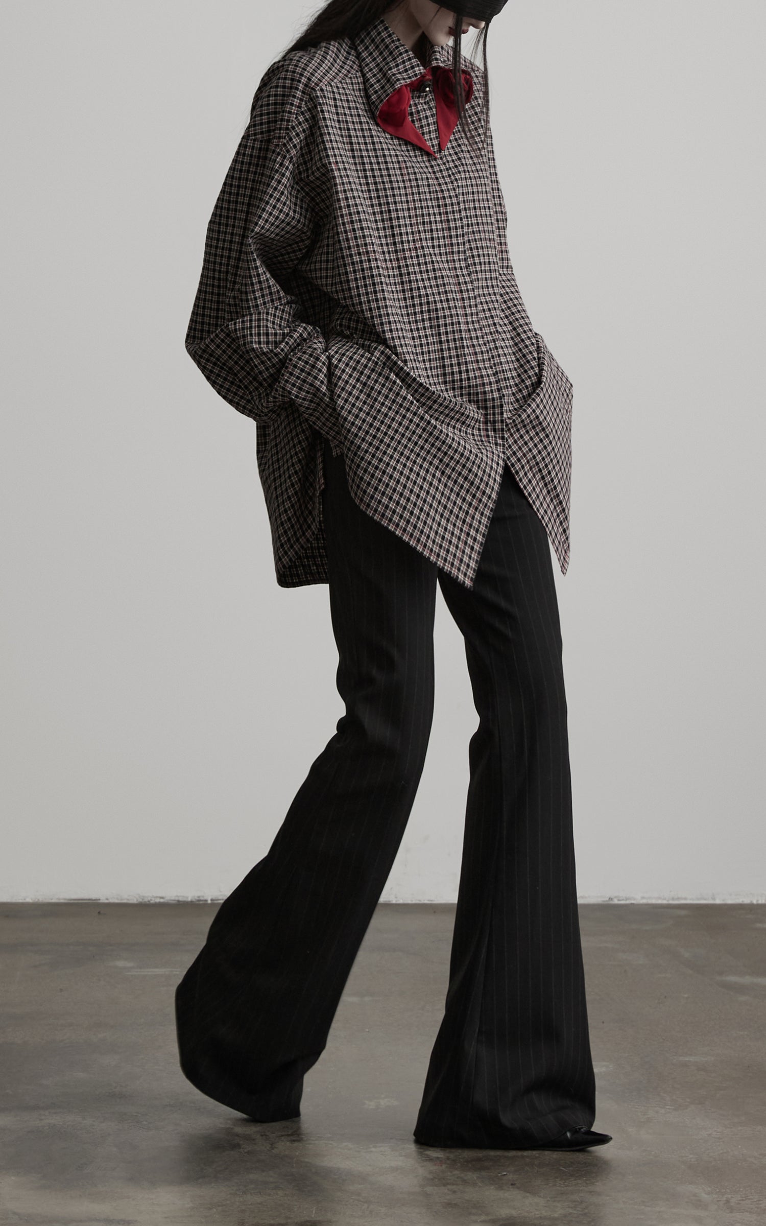 DOINDULGE Checked Rose Detail Loose Shirt