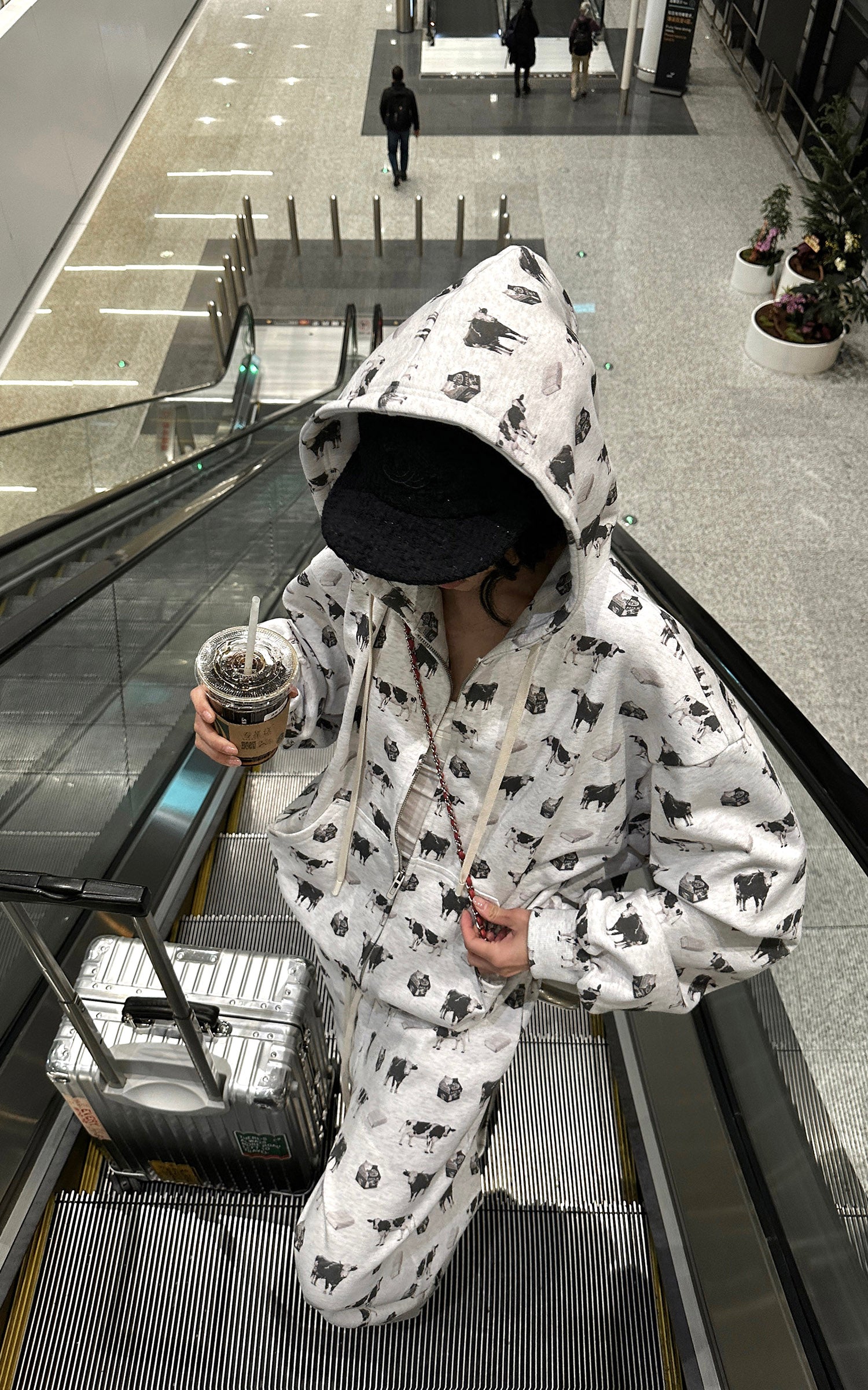 WARDEN EDGE 올오버 프린트 후드 재킷 &amp;amp; 와이드 스웨트팬츠 세트