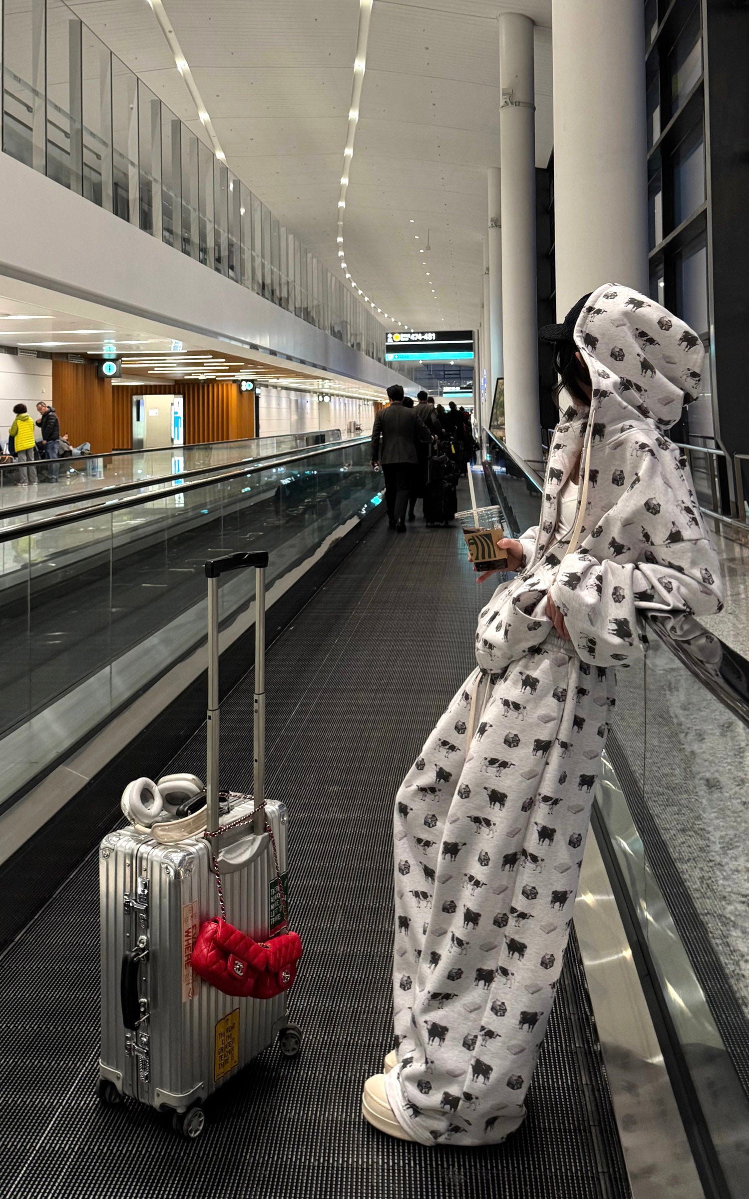 WARDEN EDGE 올오버 프린트 후드 재킷 &amp;amp; 와이드 스웨트팬츠 세트