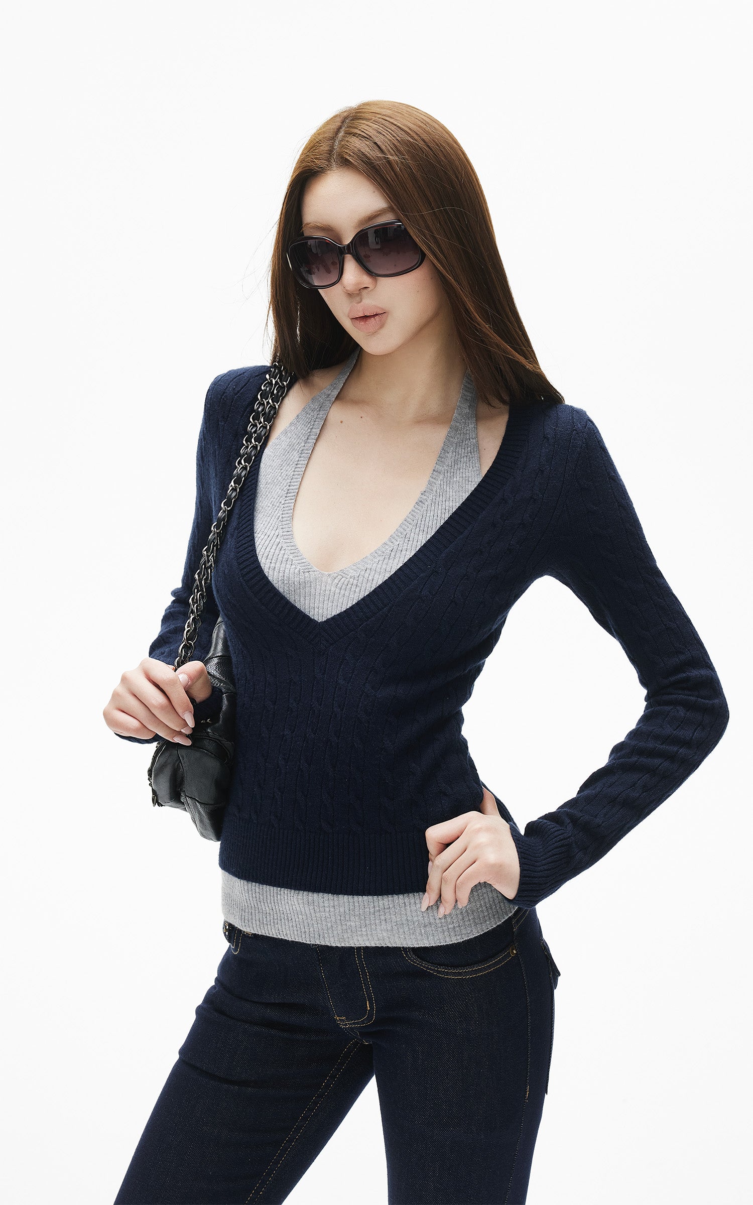 IAMXIAA Pull en maille ajusté à col en V superposé et dos nu