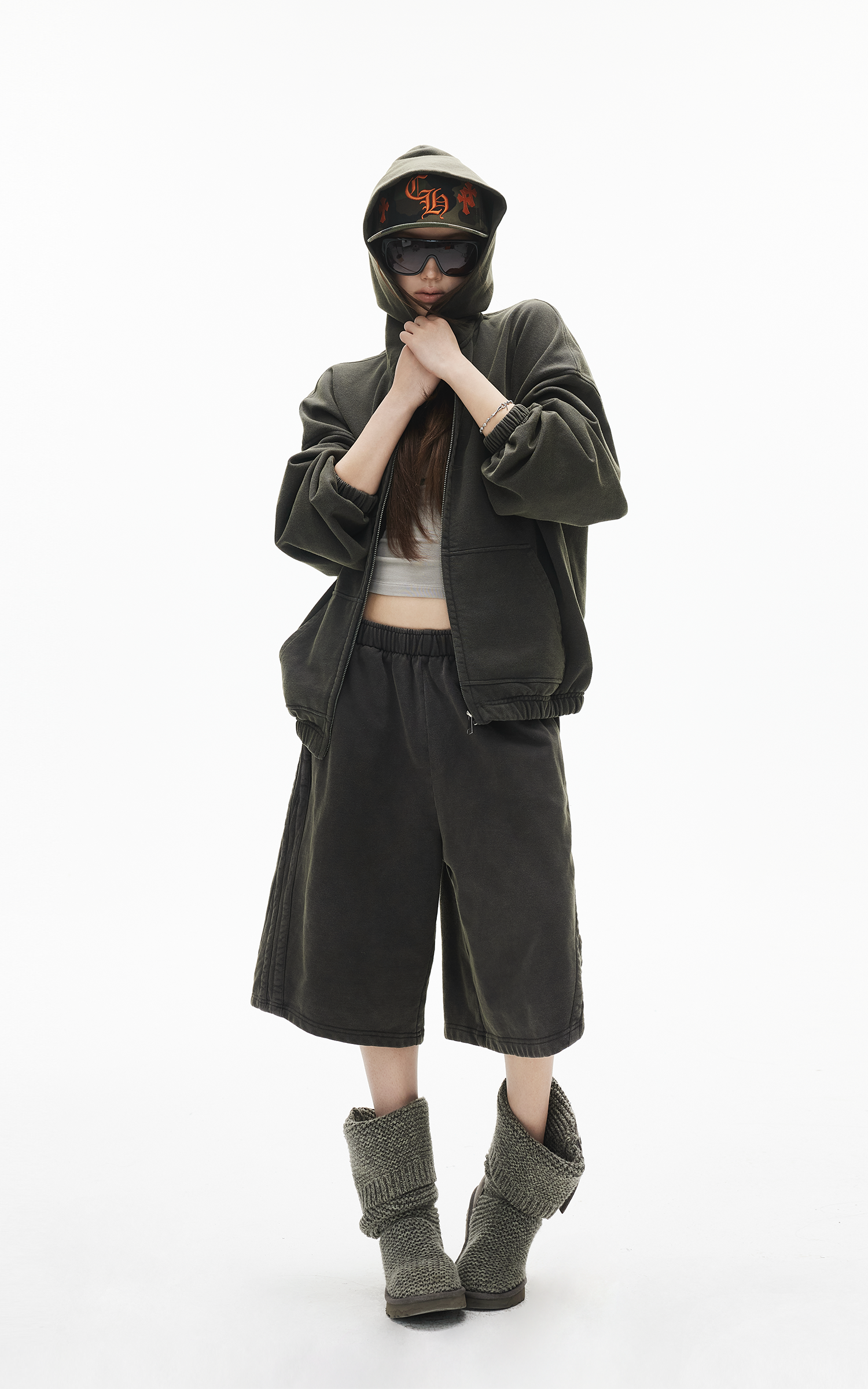 IAMXIAA 빈티지 워시 집업 후디 &amp; 크롭트 스웨트팬츠 세트