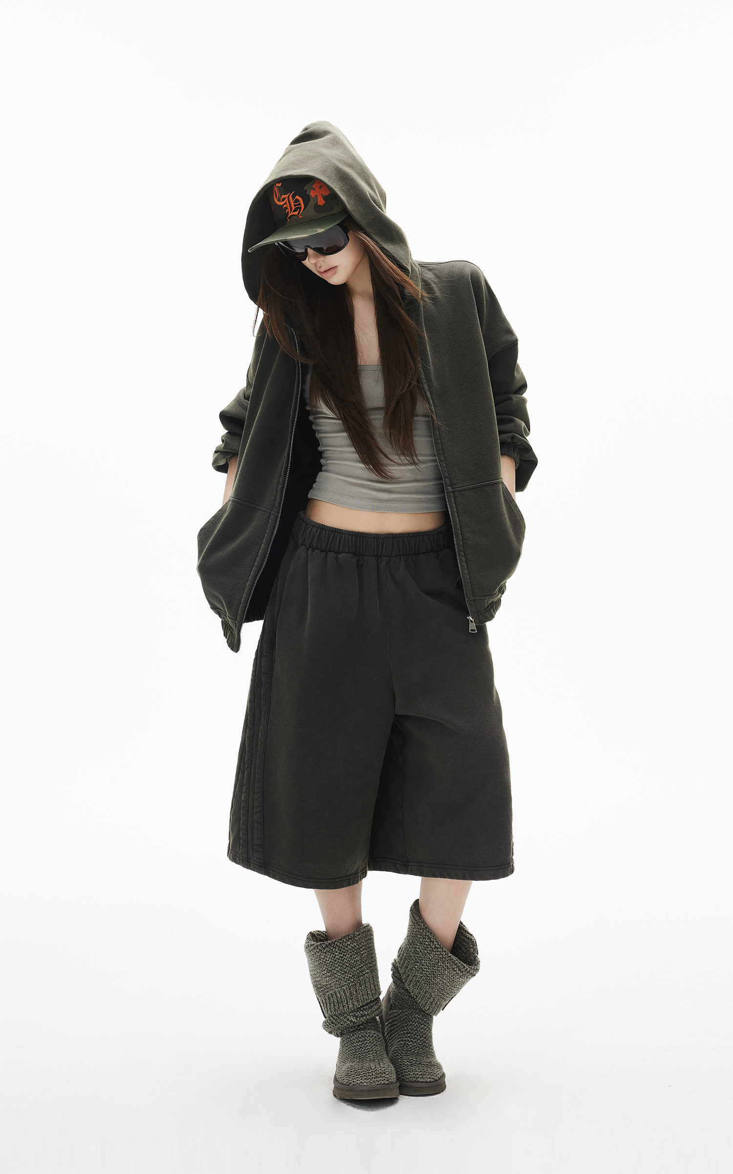 IAMXIAA 빈티지 워시 집업 후디 &amp; 크롭트 스웨트팬츠 세트