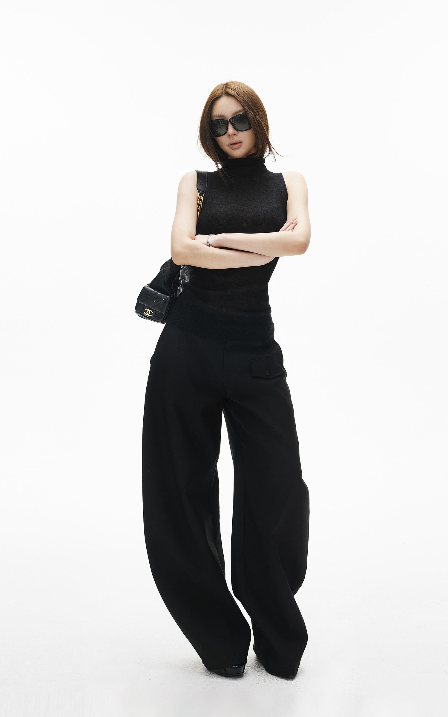 IAMXIAA フィッテッドモックネックニットタンク
