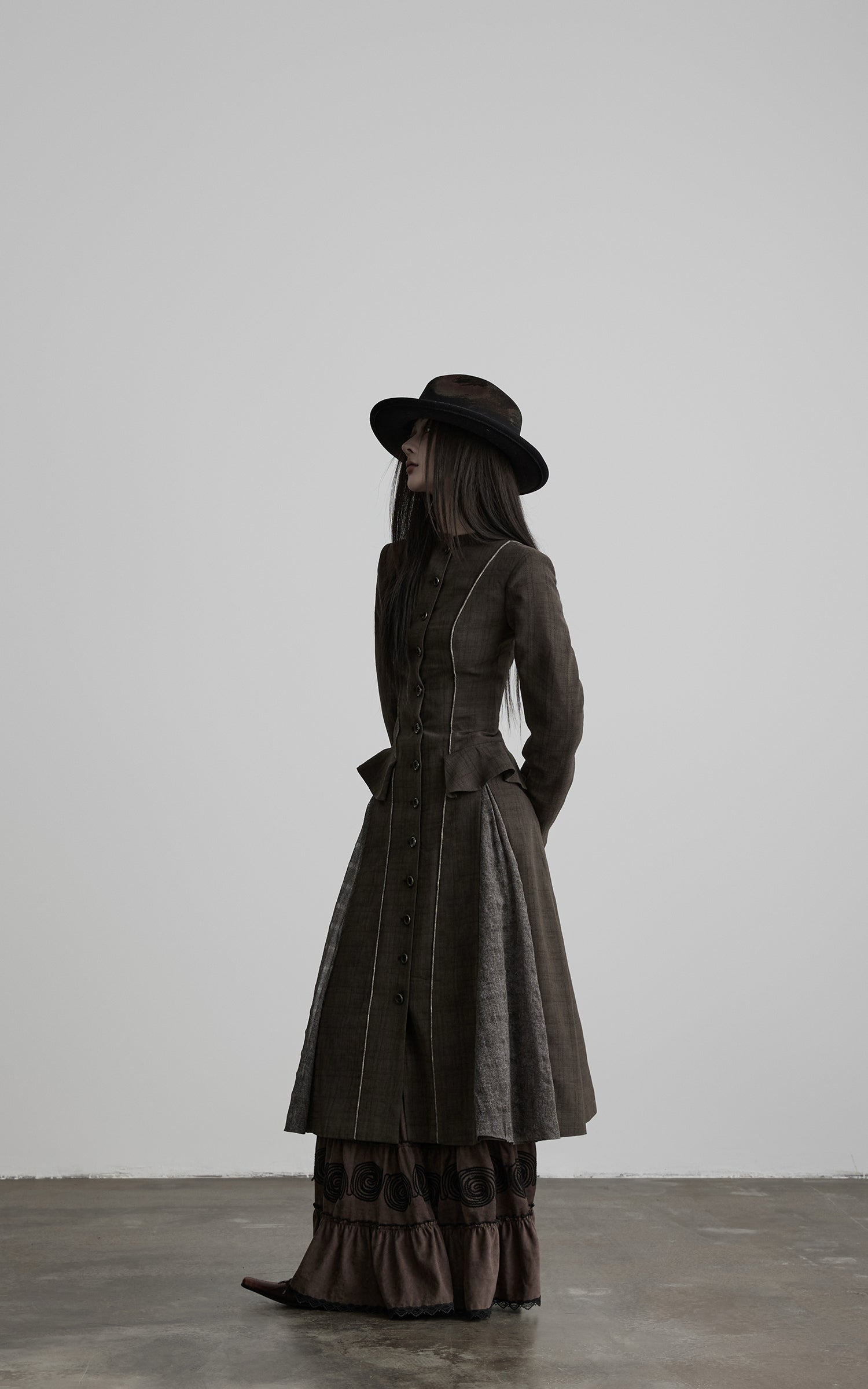 DOINDULGE Deconstructed Stand-Collar Paneled Trench Coat