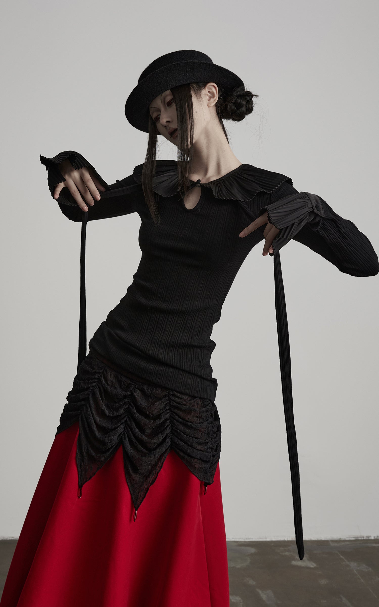 DOINDULGE Pleated Collar Flared Sleeve Ribbed Long Sleeve T-Shirt