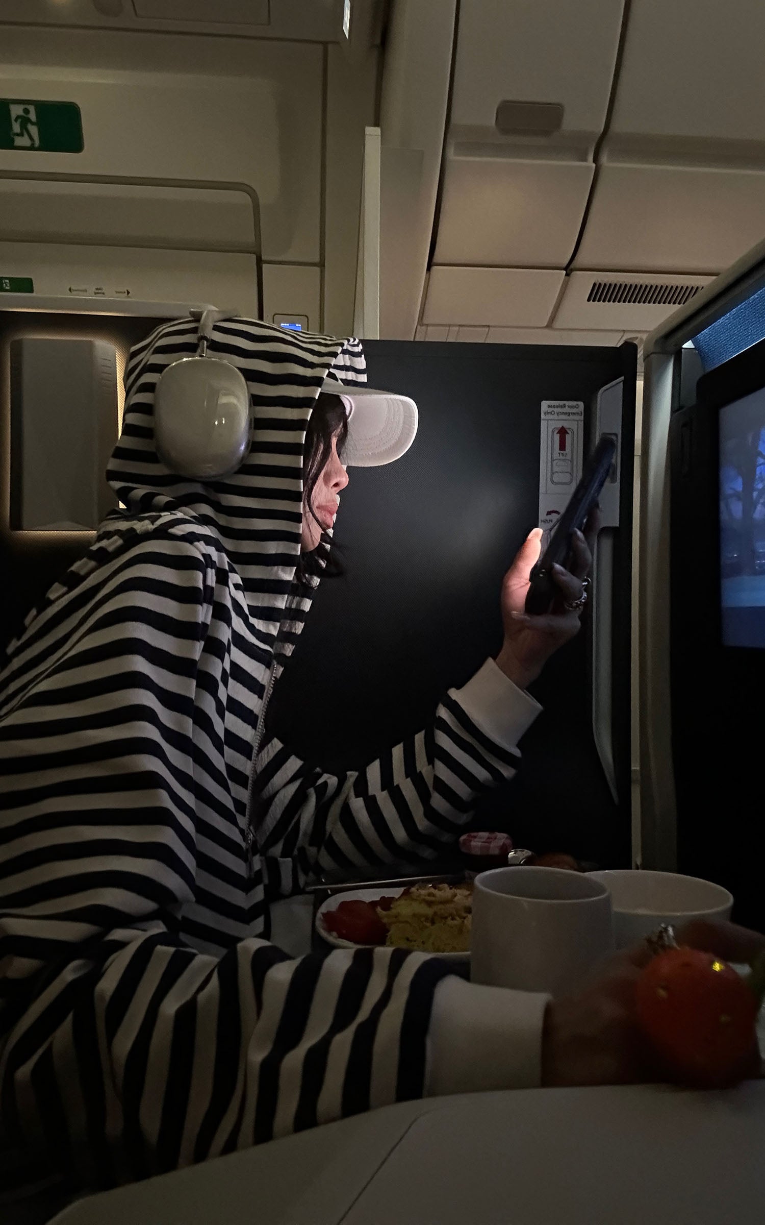 WARDEN EDGE Striped Cropped Hoodie and Wide-Leg Pants Set