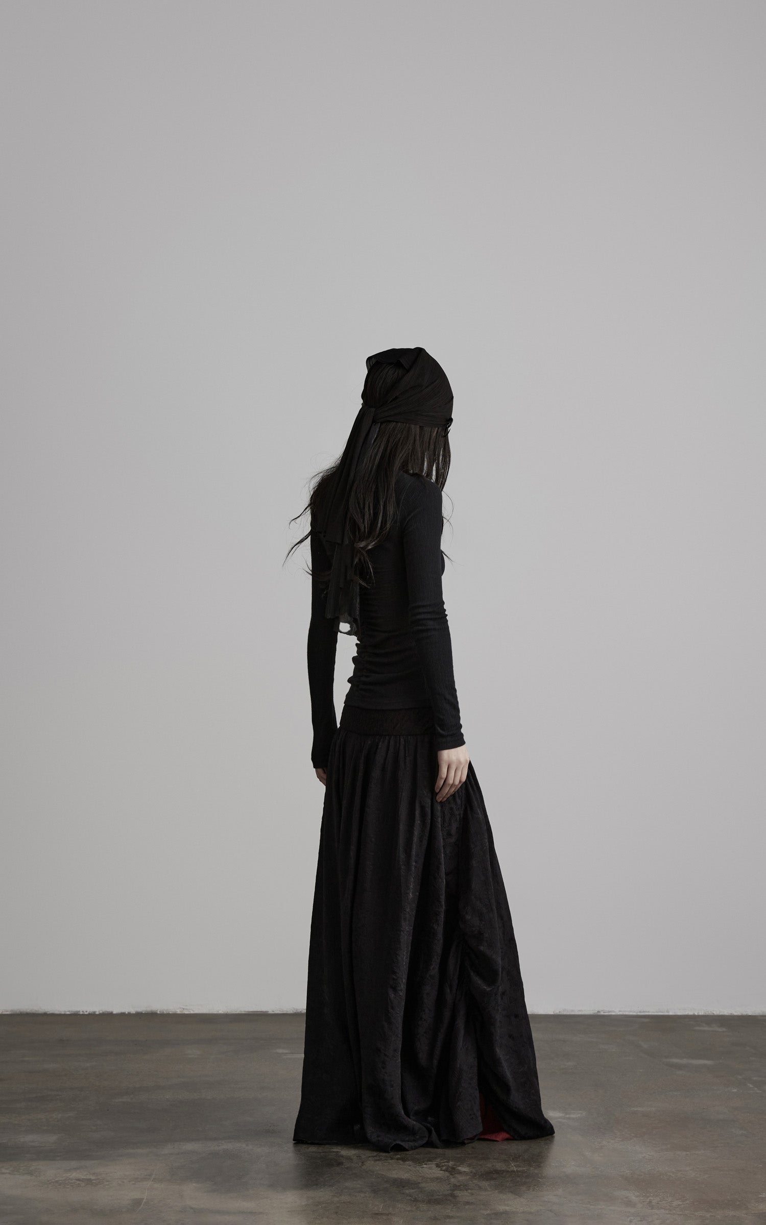 DOINDULGE Embroidered Eye Graphic Ribbed Long Sleeve T-Shirt
