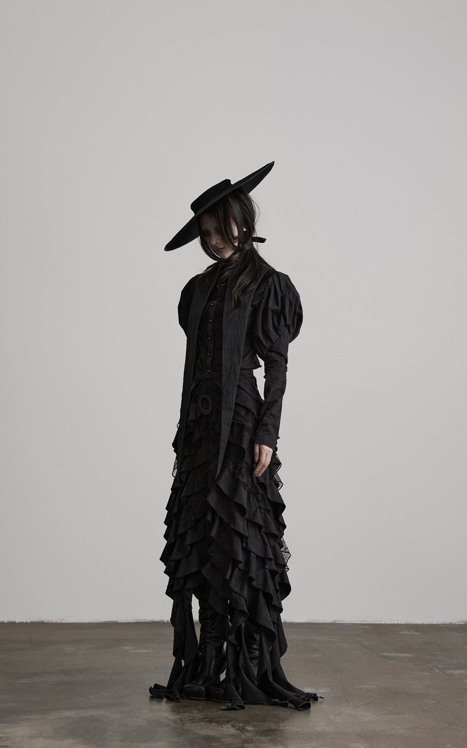 DOINDULGE Layered Ruffle Gothic Asymmetric Long Skirt