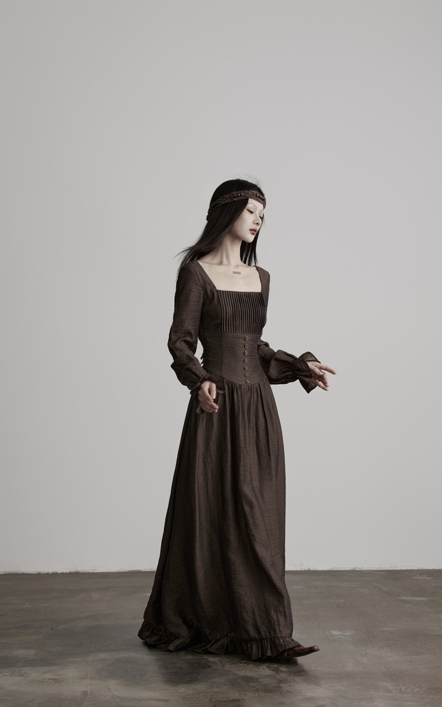 DOINDULGE Pleated Corset Waist Long Sleeve Maxi Dress