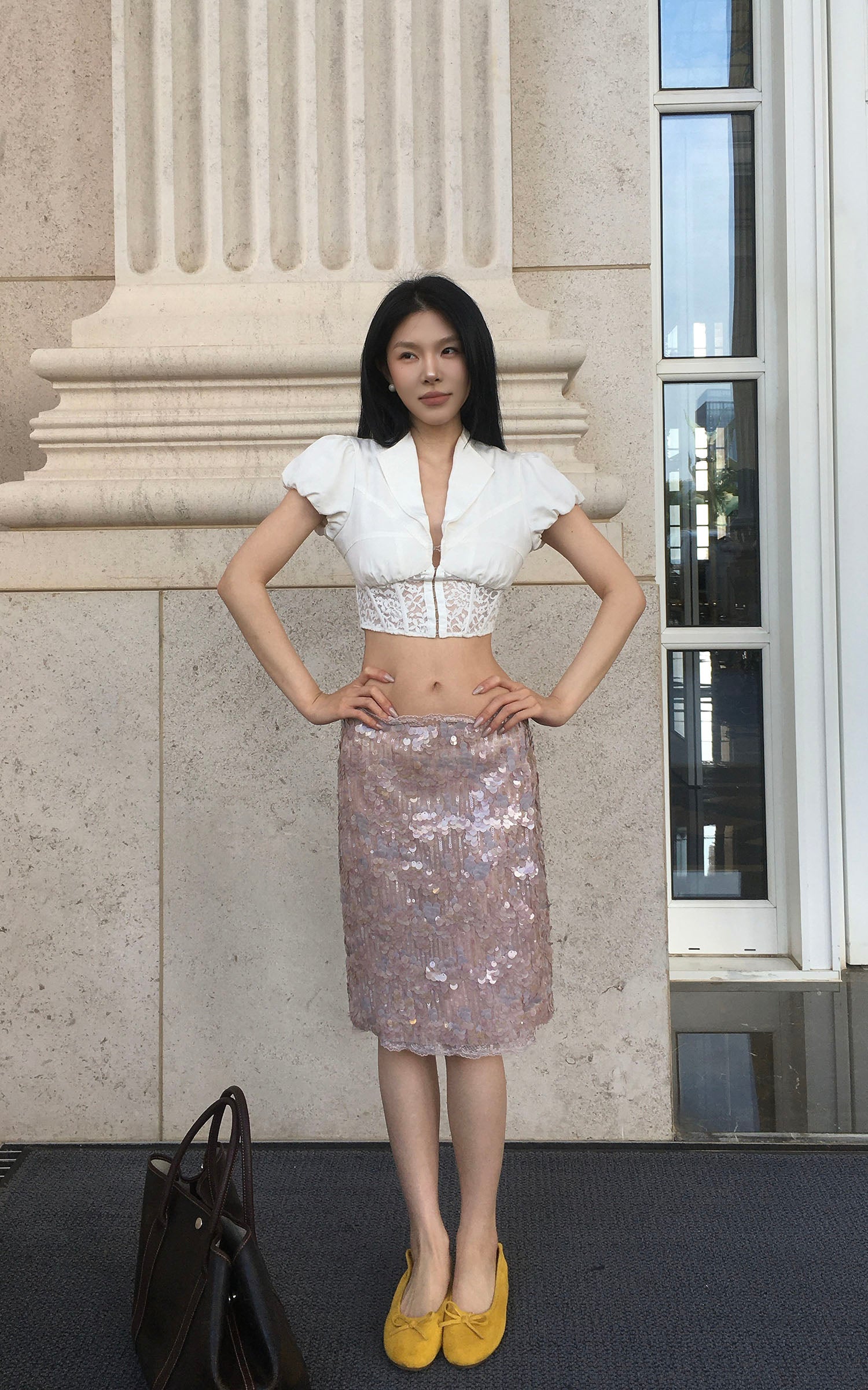 Hydrae スパンコール装飾のミディスカート