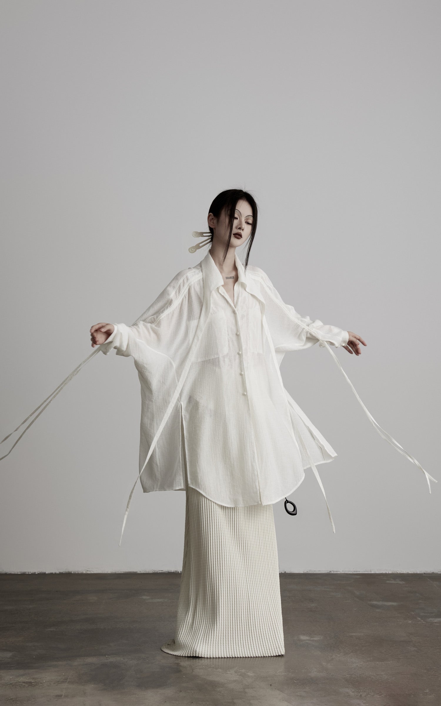 DOINDULGE Draped Batwing Sleeve Drawstring Shirt
