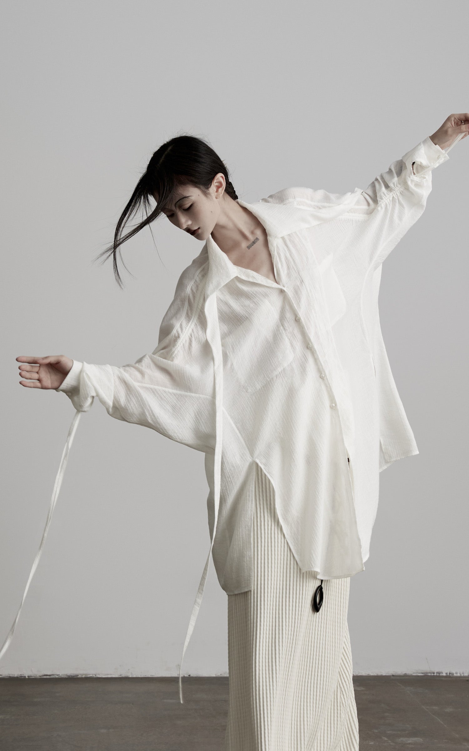 DOINDULGE Draped Batwing Sleeve Drawstring Shirt
