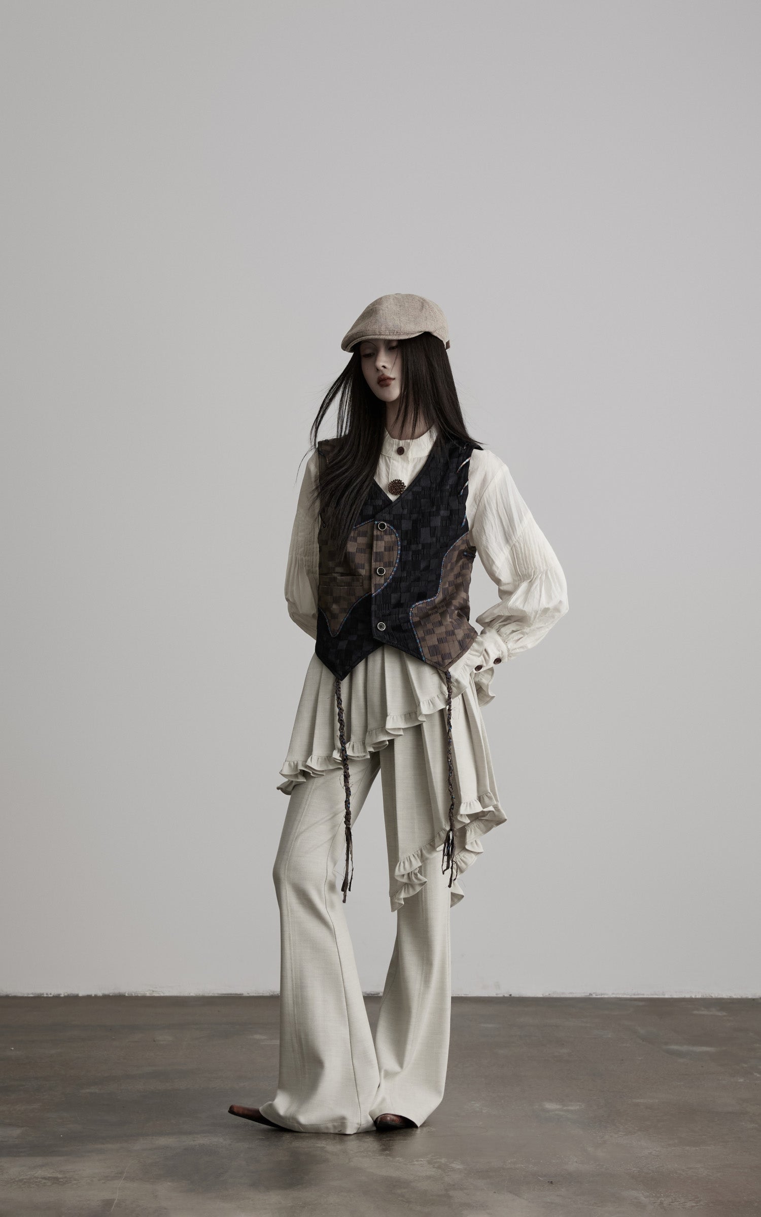 DOINDULGE Layered Pleated Panel Flared Trousers