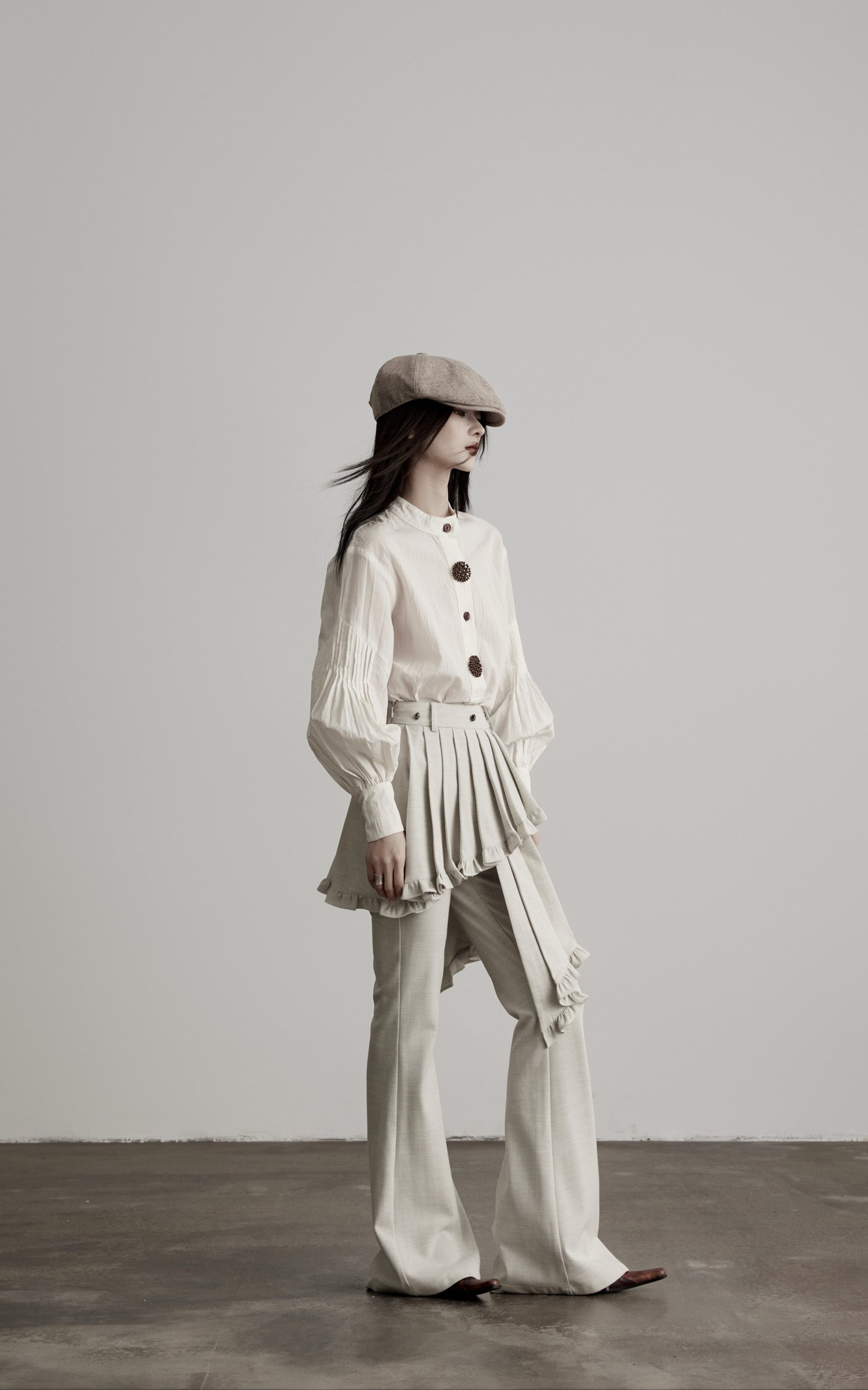 DOINDULGE Layered Pleated Panel Flared Trousers