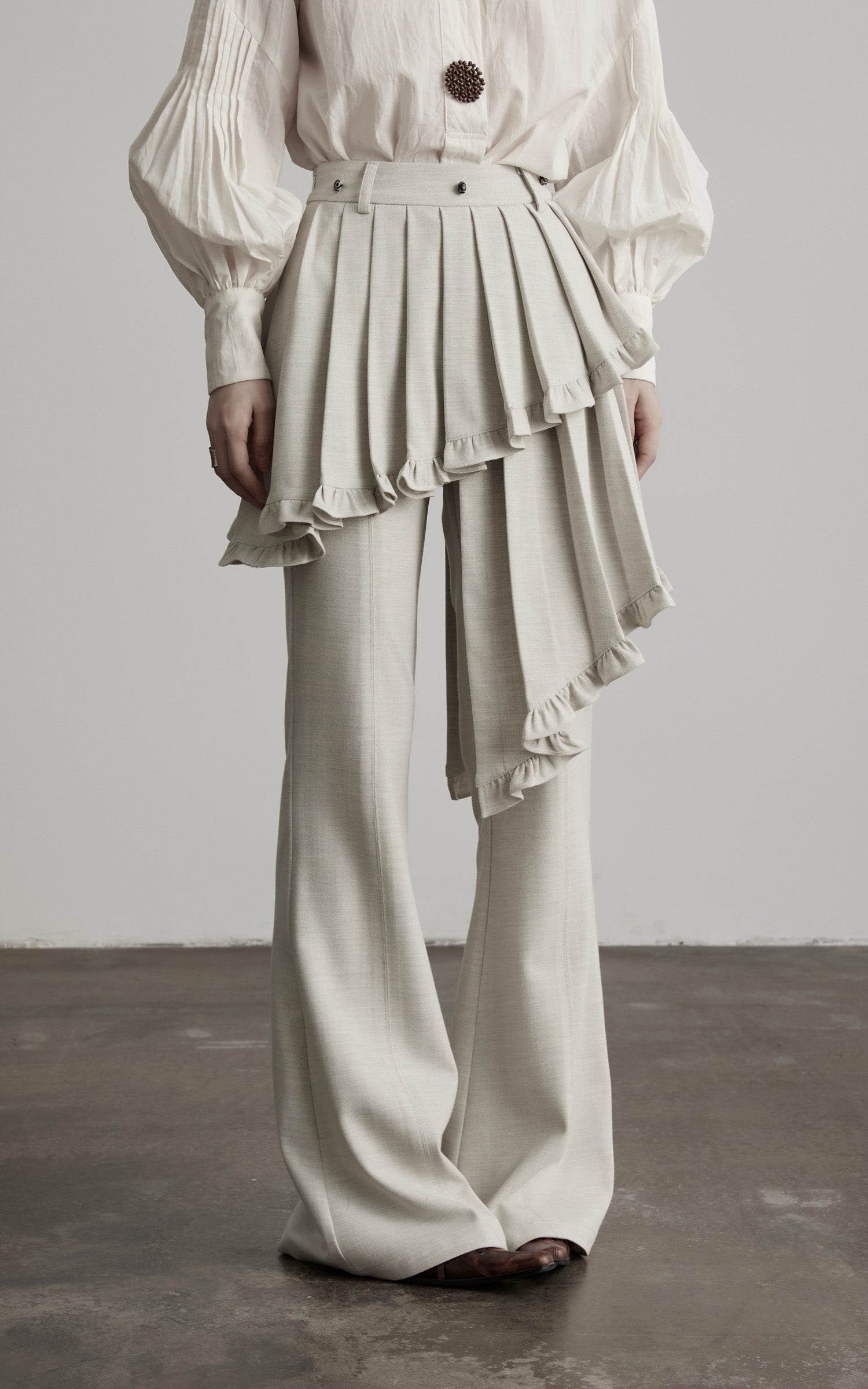 DOINDULGE Layered Pleated Panel Flared Trousers