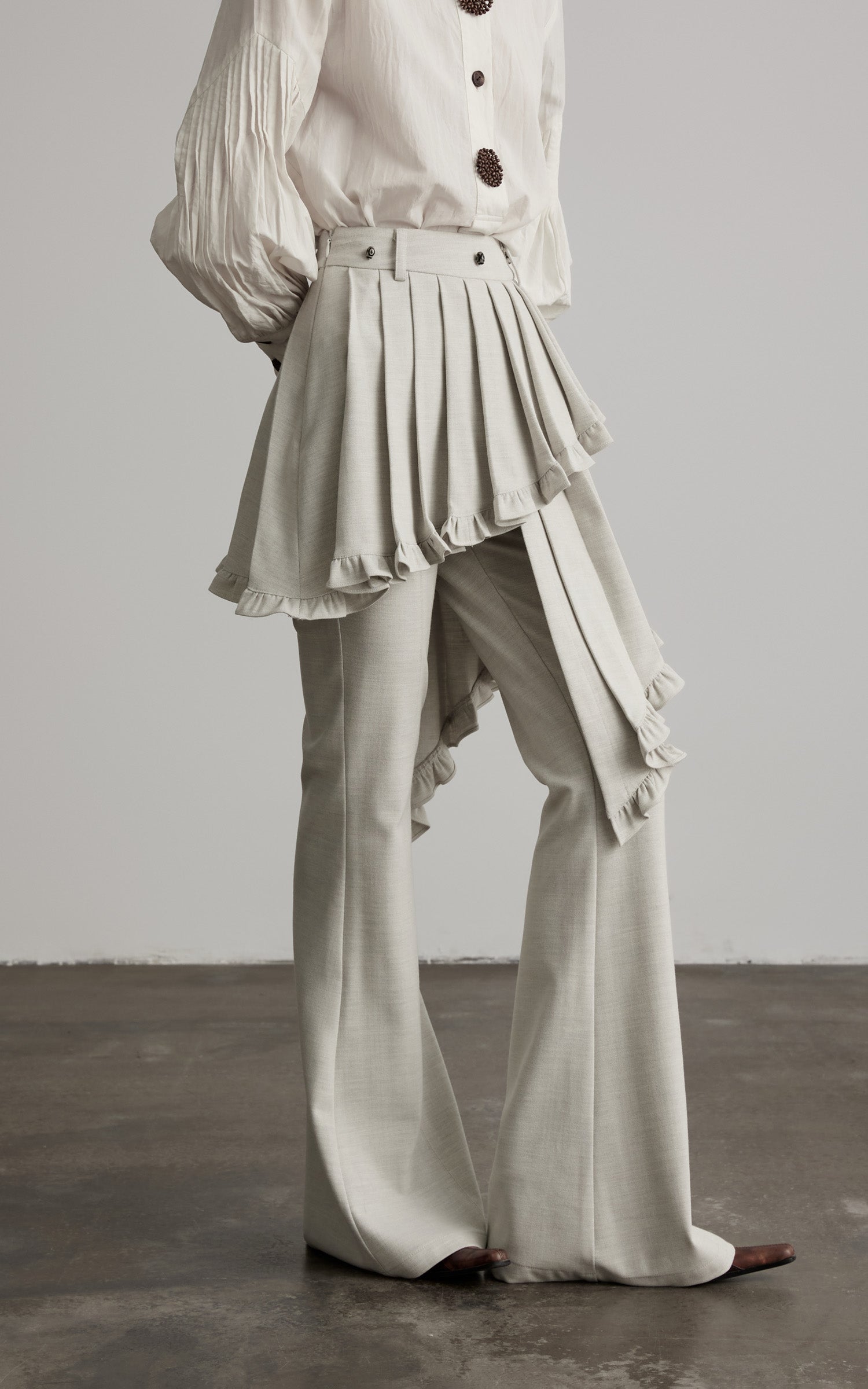 DOINDULGE Layered Pleated Panel Flared Trousers