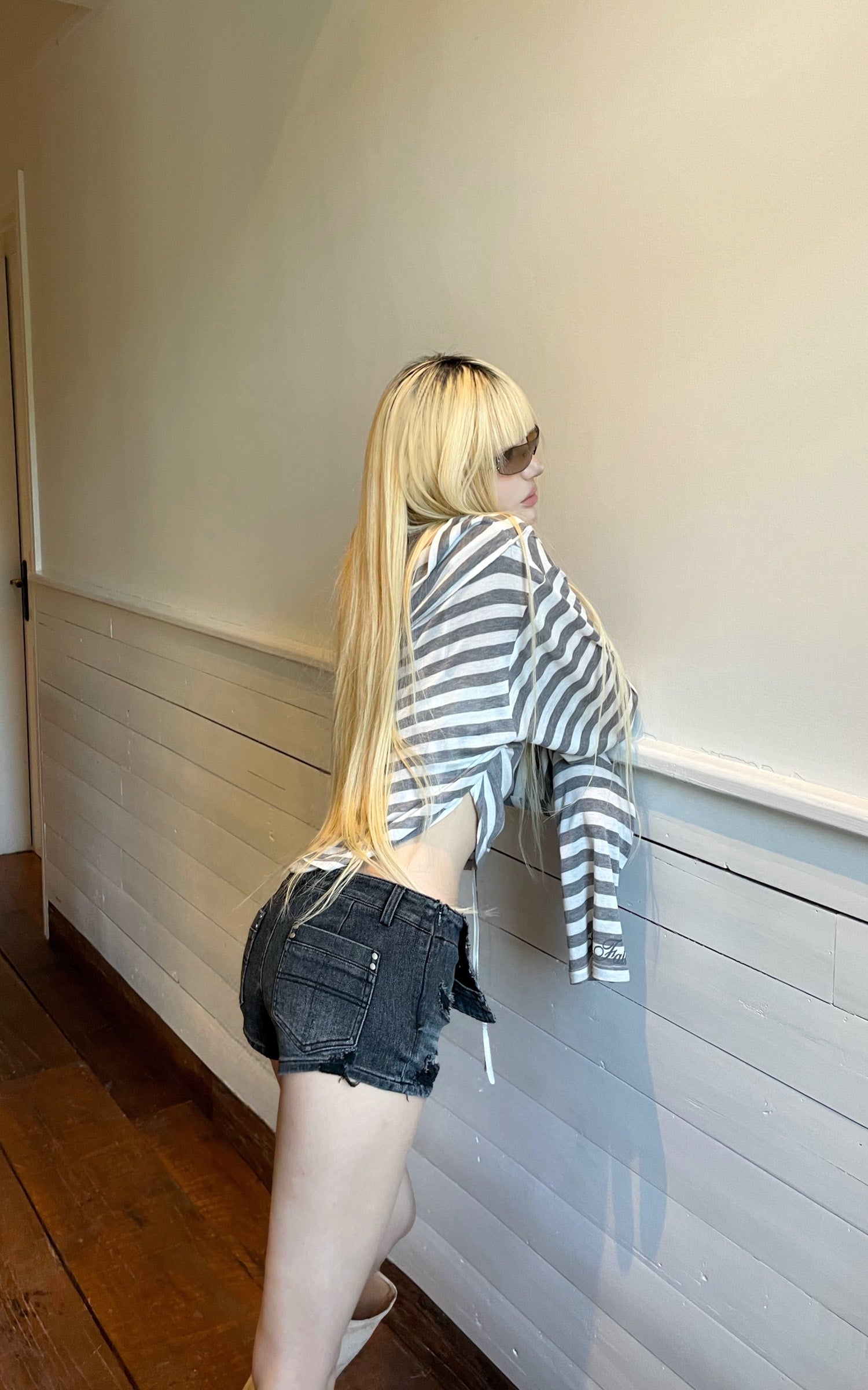 Rase le sol Asymmetric Striped Off-Shoulder Long Sleeve Top