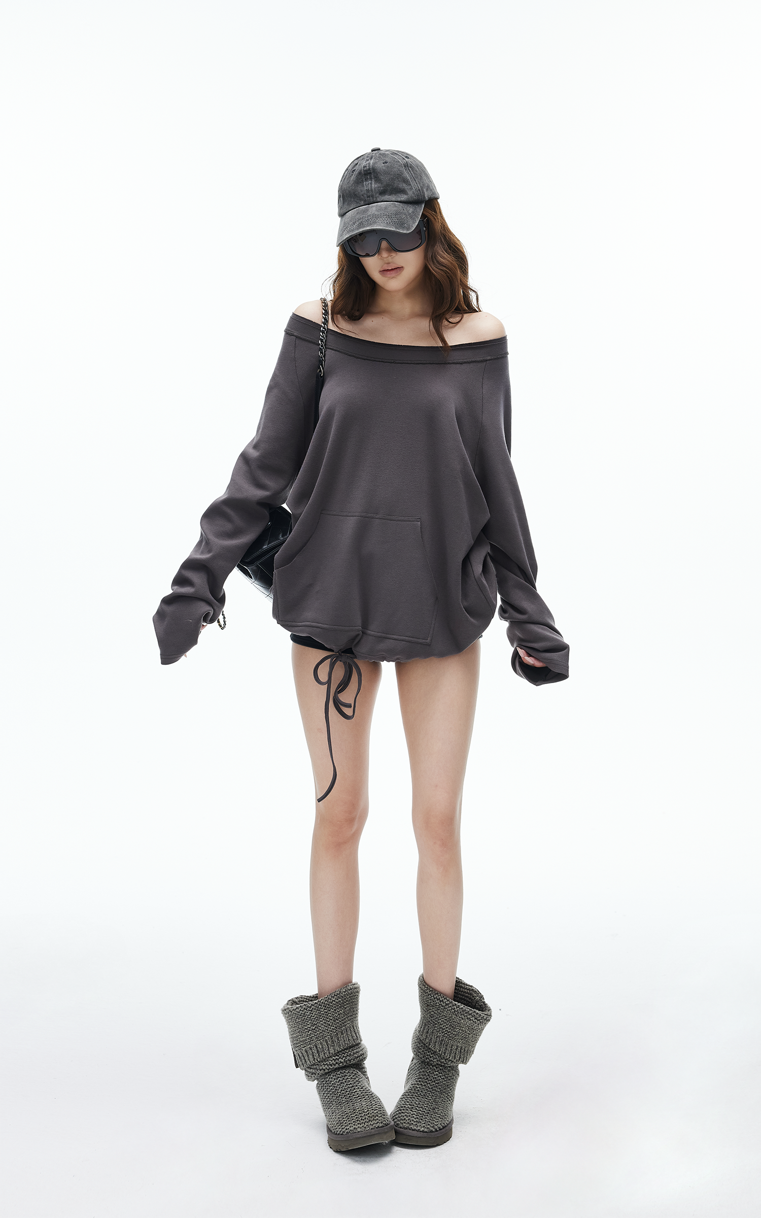 IAMXIAA Off-Shoulder Drawstring Hem Oversized Sweatshirt