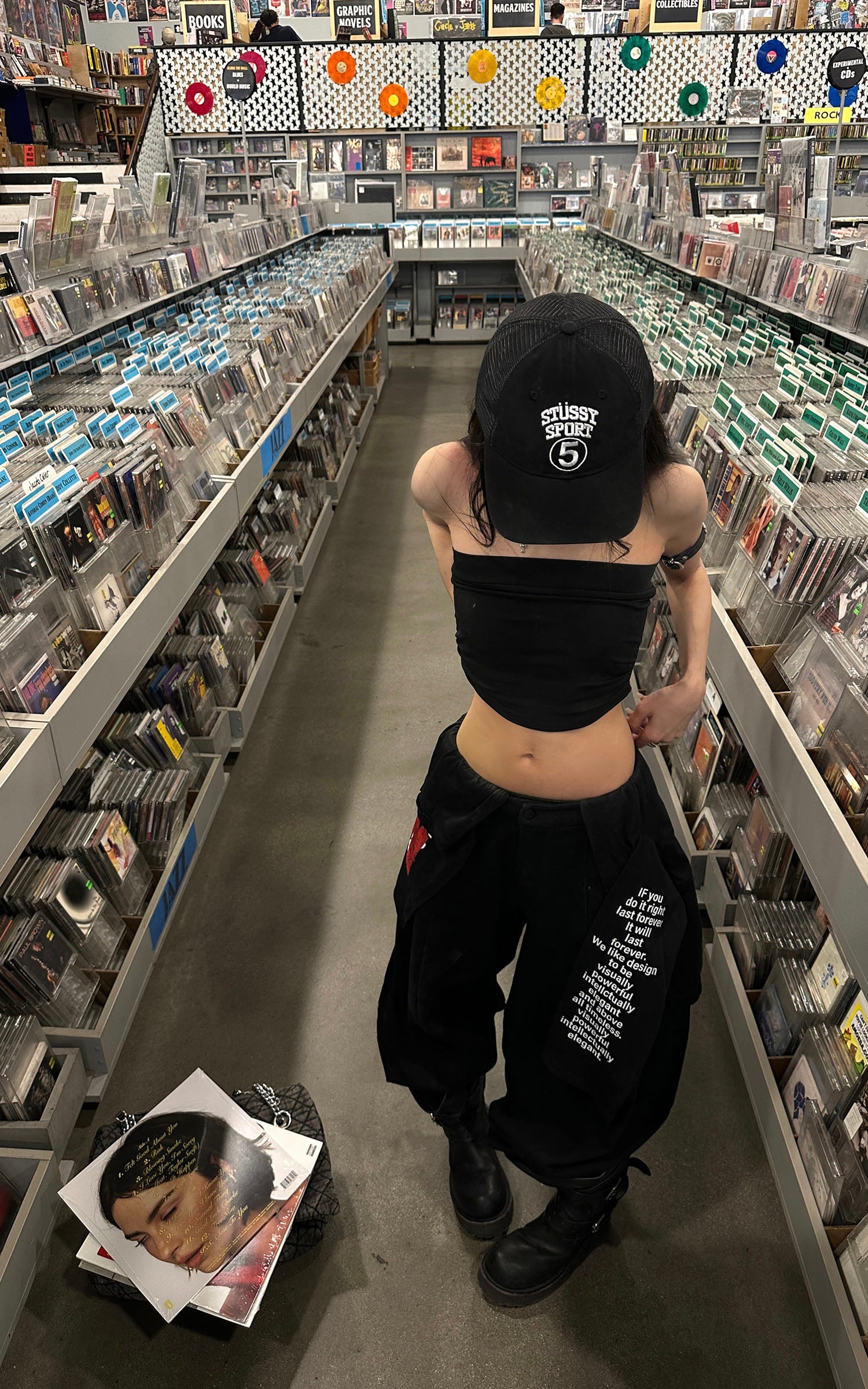 WARDEN EDGE Minimal Strapless Tube Top