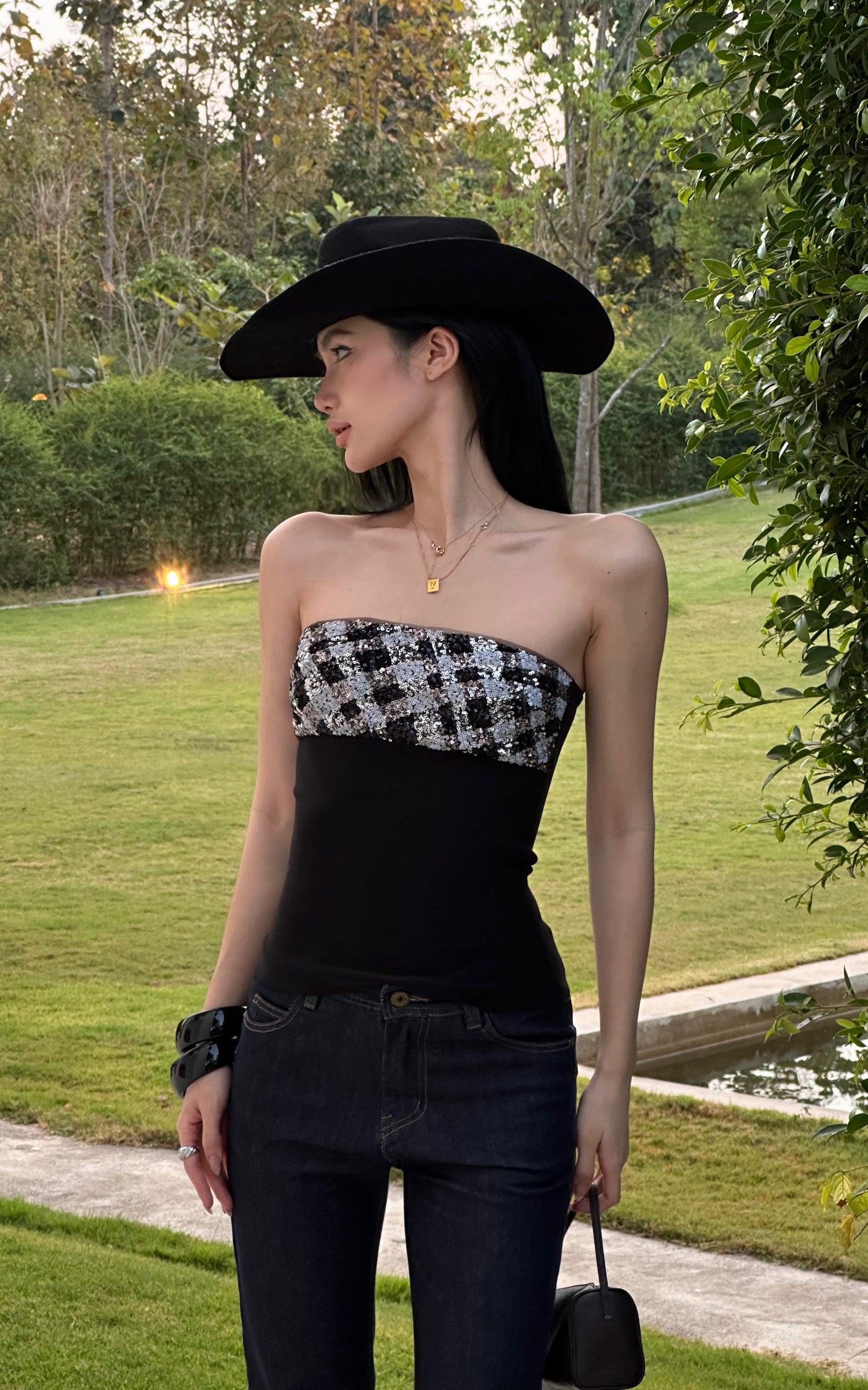 ROVENTE Sequin Panel Strapless Tube Top