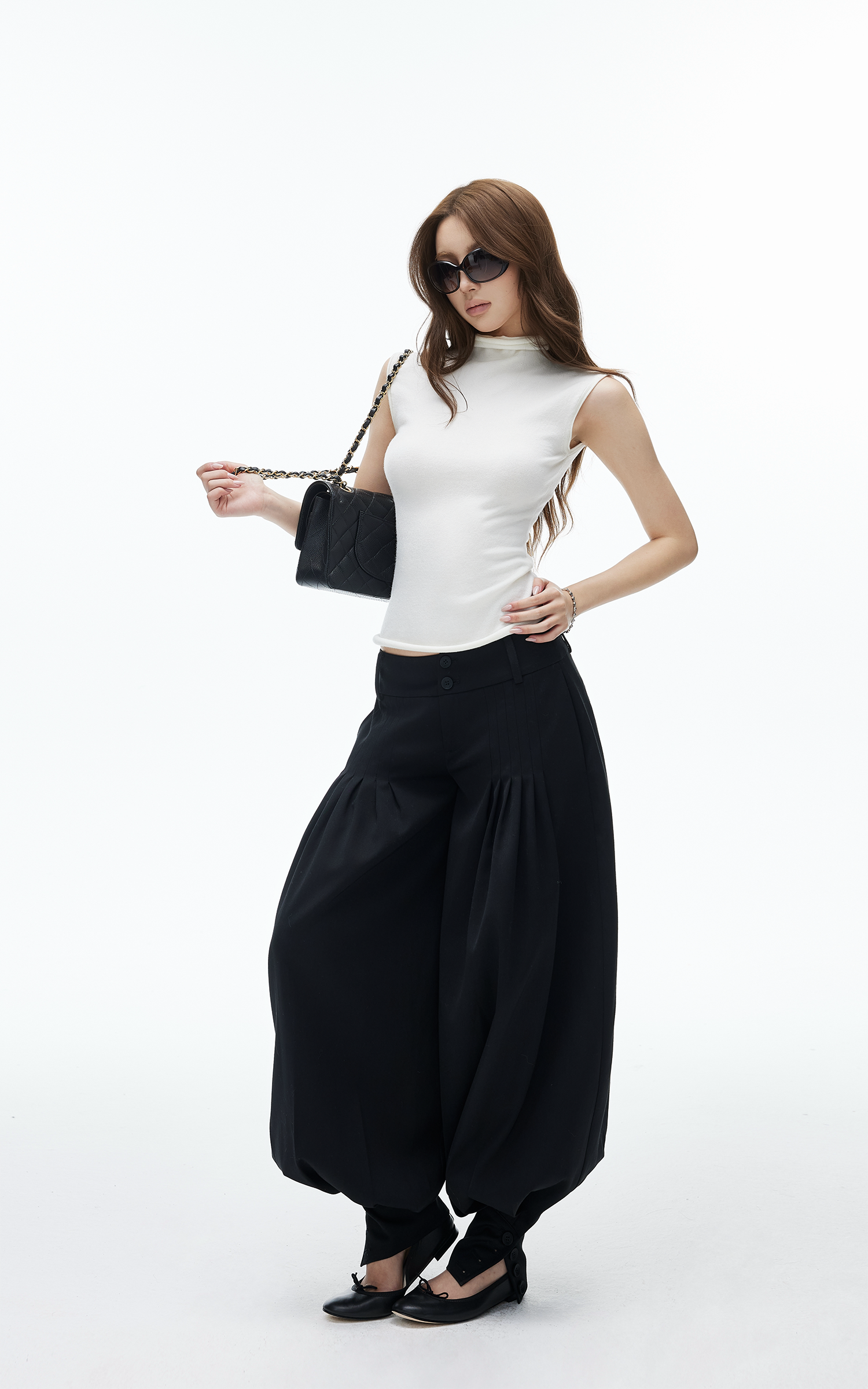 IAMXIAA High Neck Fitted Sleeveless Top