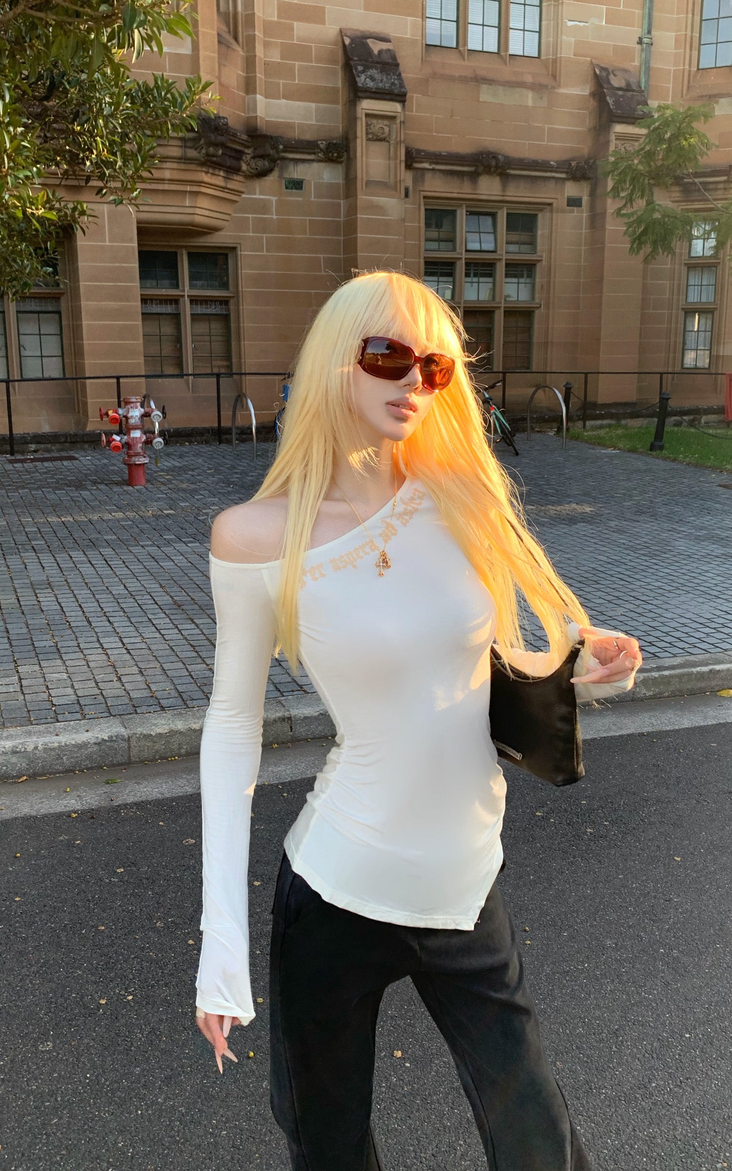 Rase le sol Asymmetric Off-Shoulder Ruched Long Sleeve Top