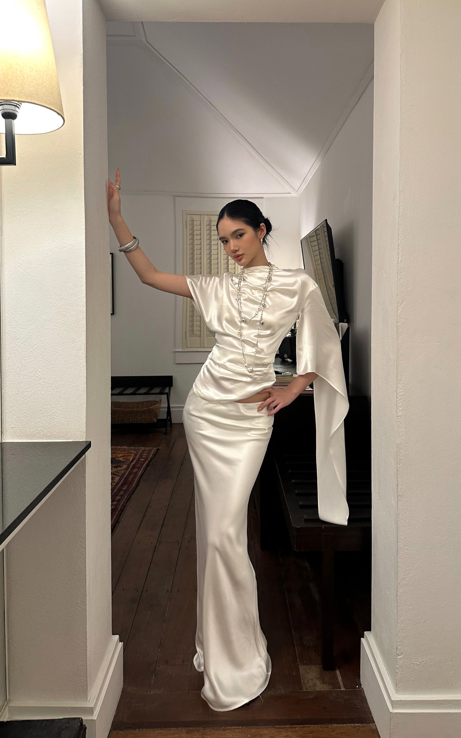 ROVENTE Draped Satin Asymmetric Sleeve T-Shirt