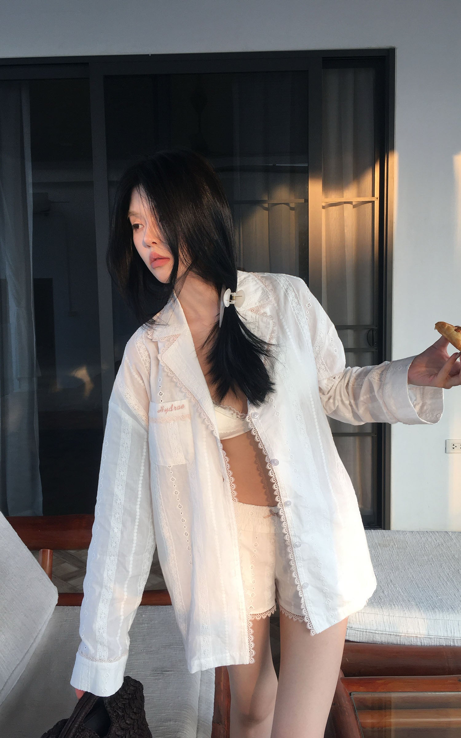 HYDRAE 레이스 트림 시스루 라운지 세트