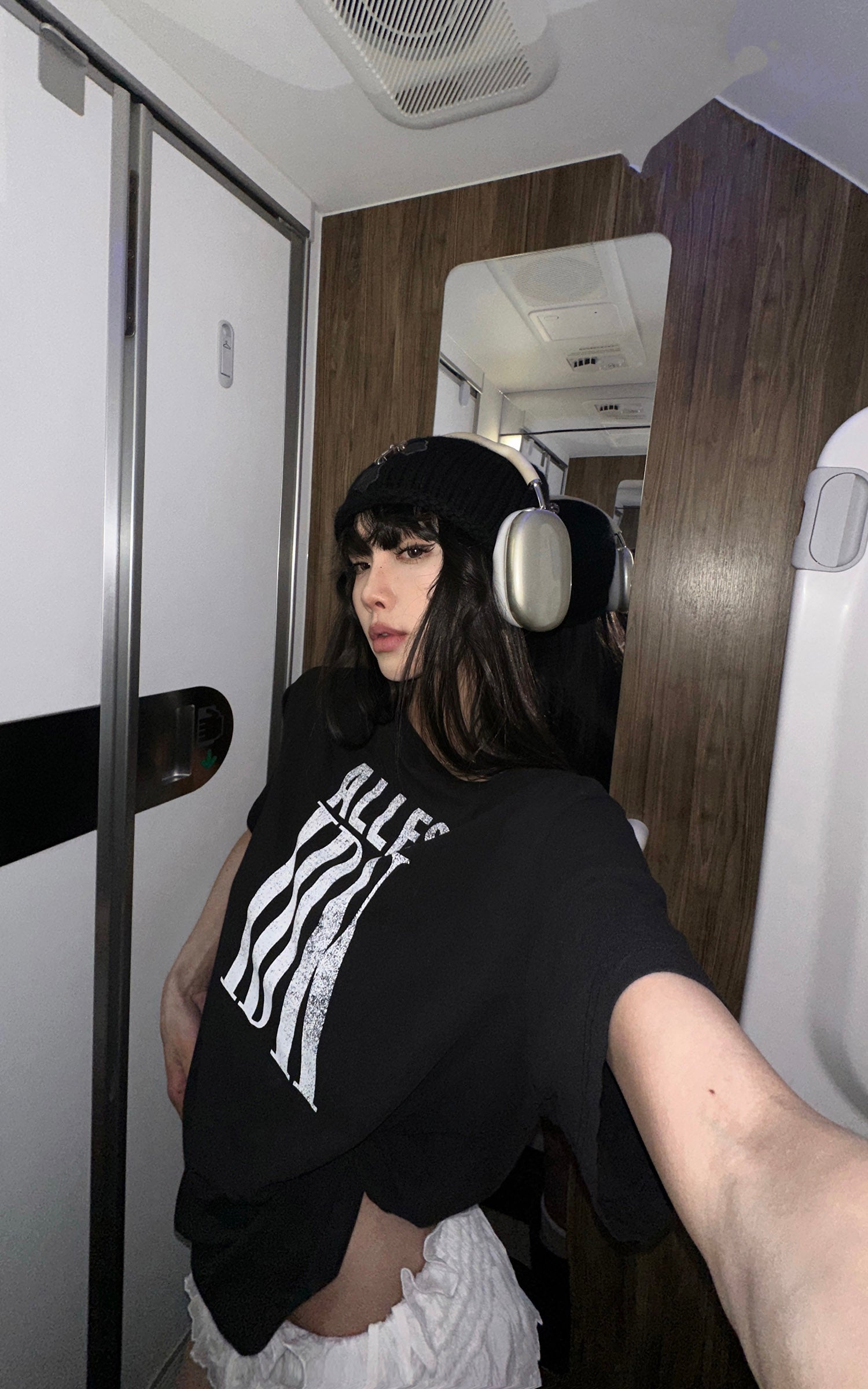 WARDEN EDGE Alles IDK Distressed Graphic Oversized T-Shirt