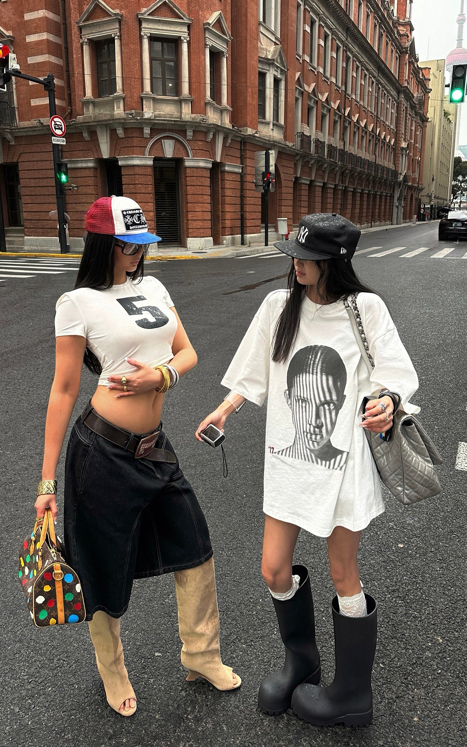 WARDEN EDGE Slim Cropped Number Print Tee