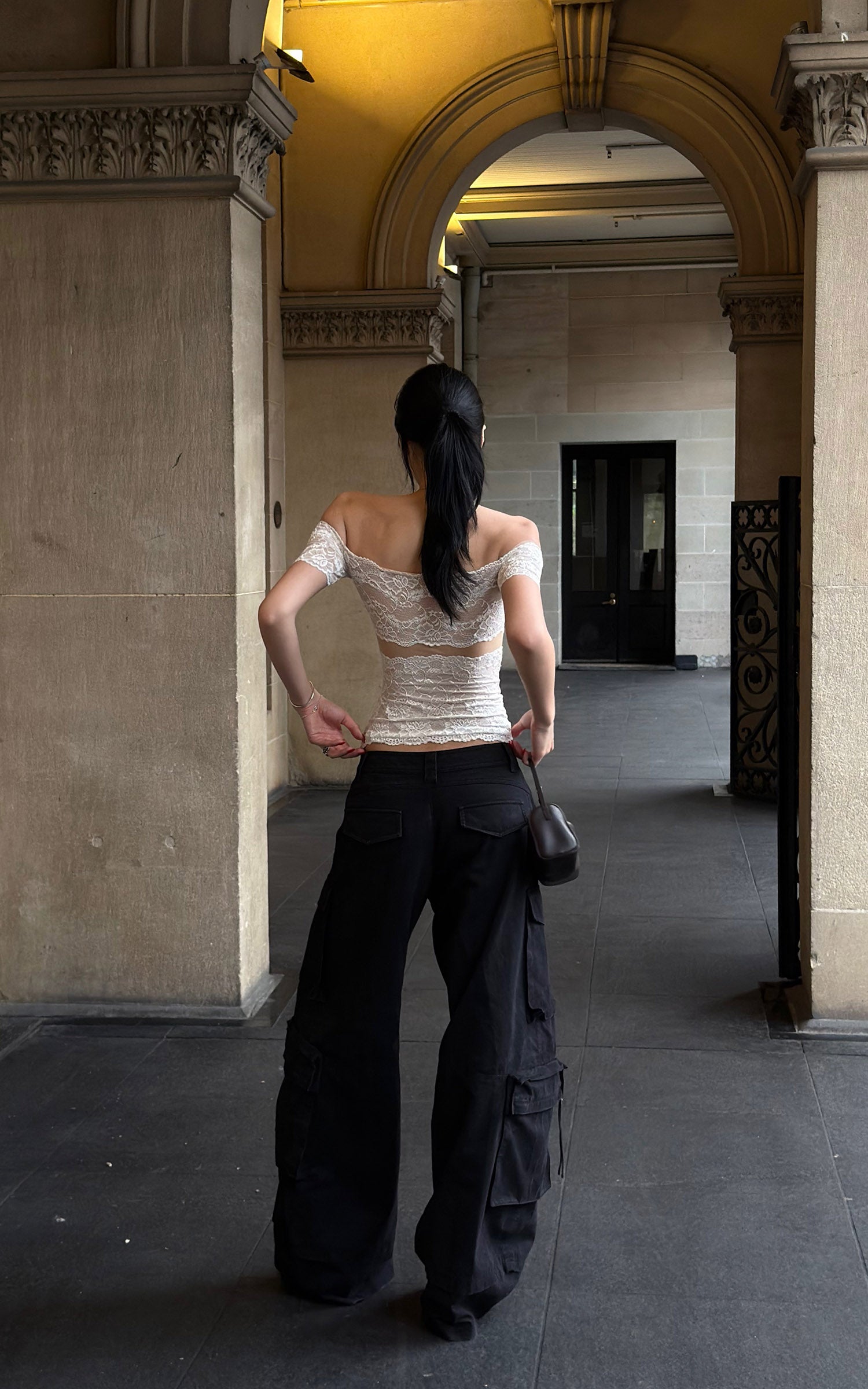 ROVENTE Off Shoulder Sheer Lace Fitted Top