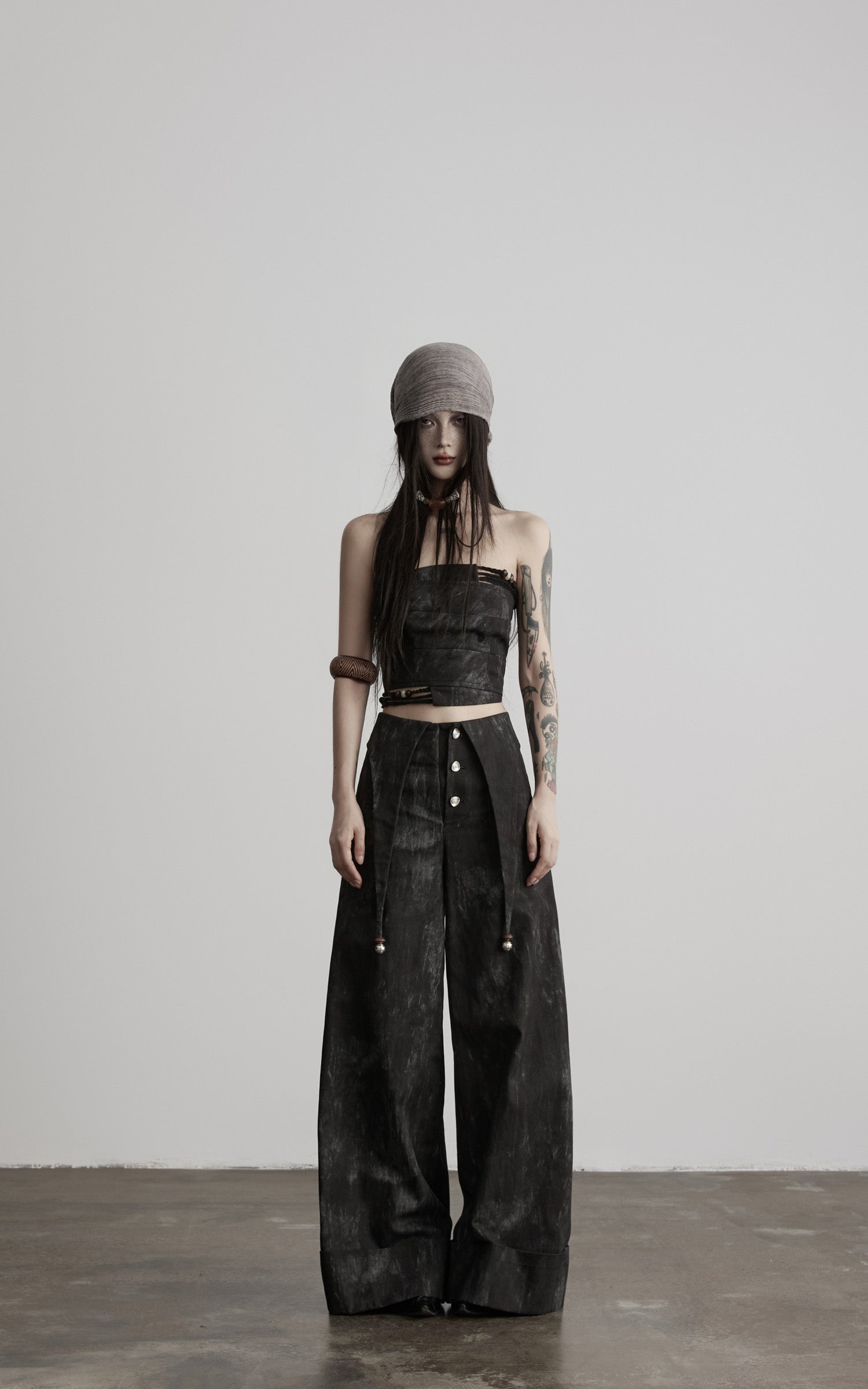 DOINDULGE Distressed Strapless Panel Top