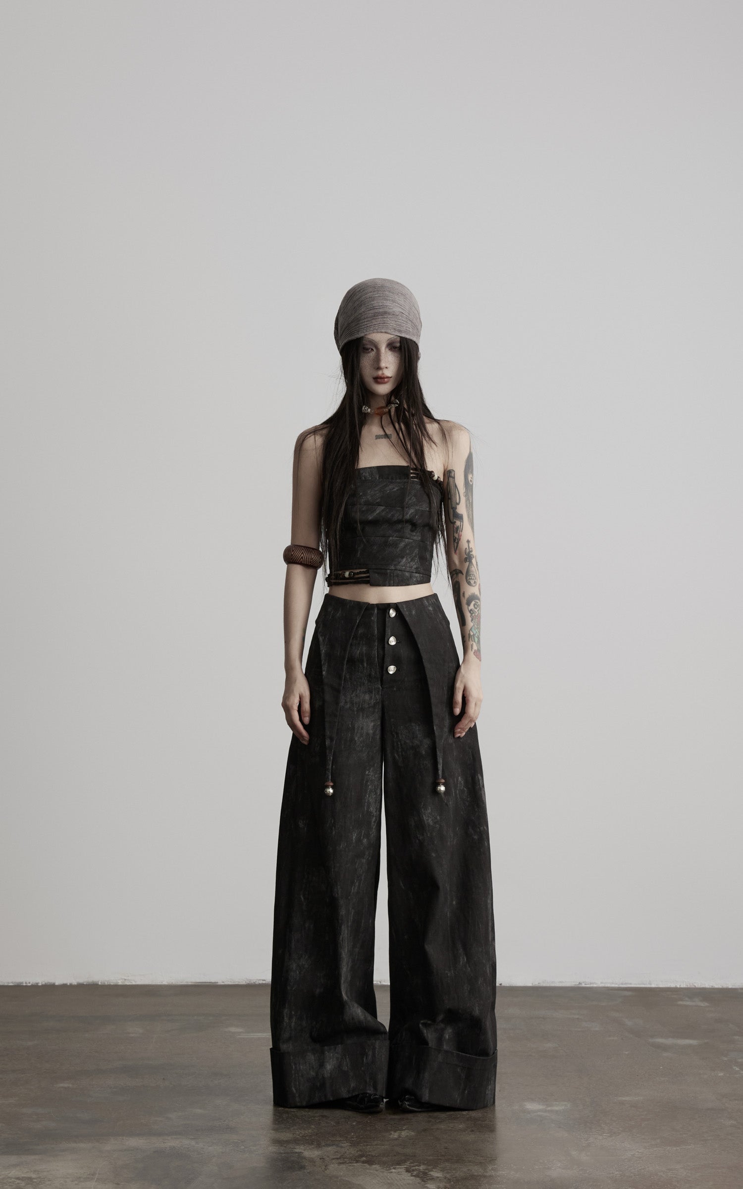 DOINDULGE Distressed Strapless Panel Top