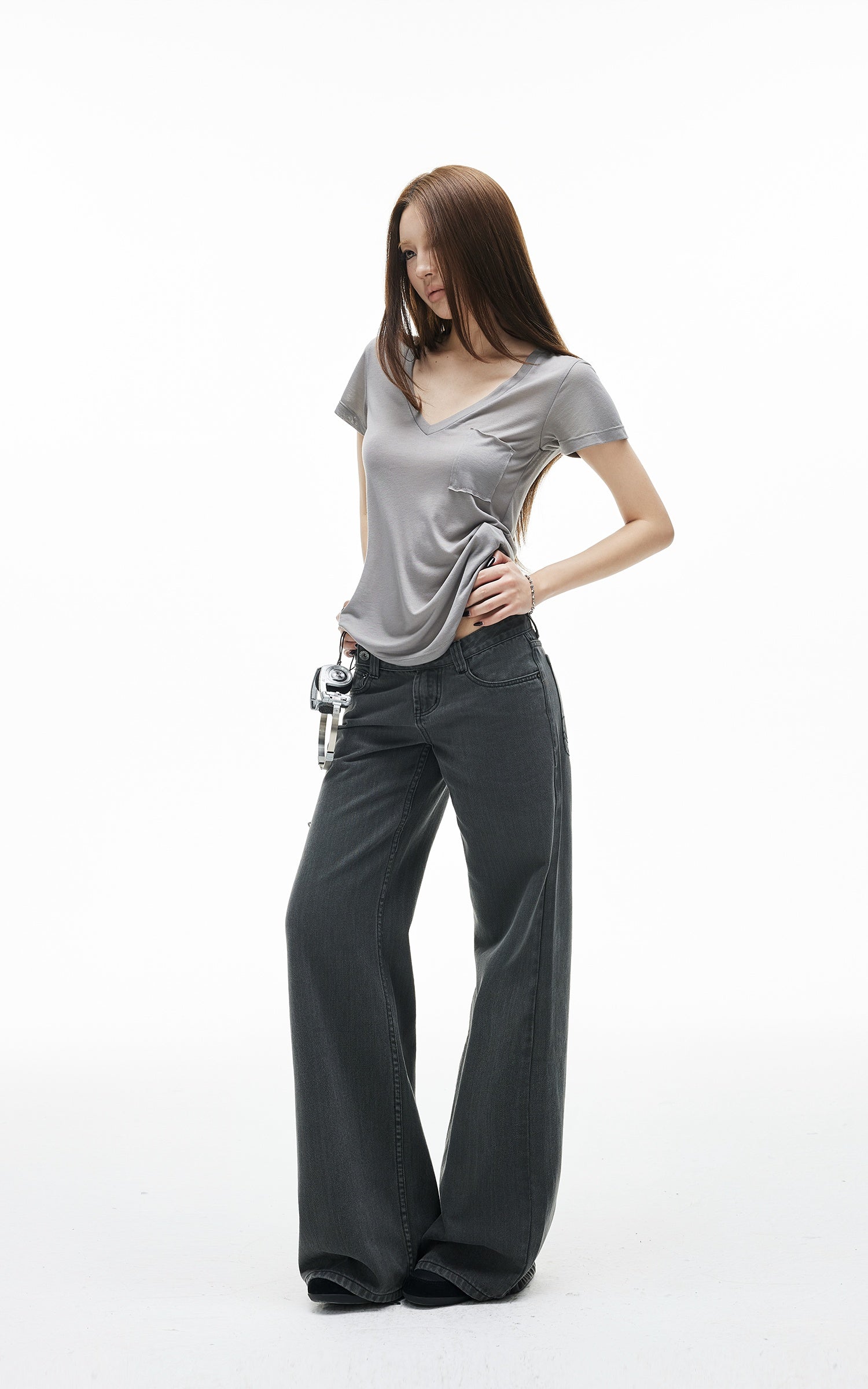 IAMXIAA T-shirt transparent à col en V avec poche