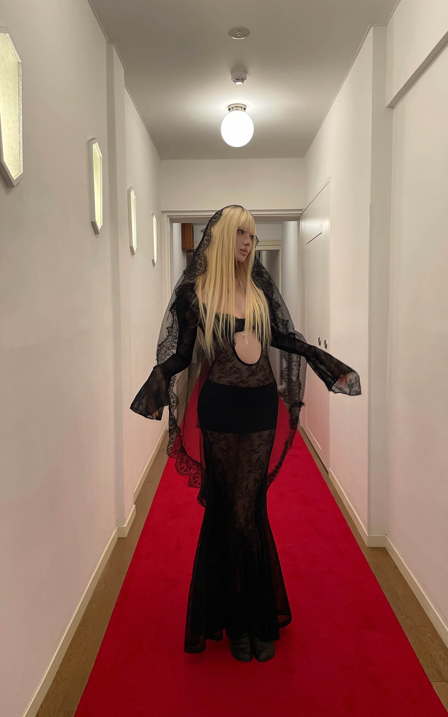 RASE LE SOL Ensemble robe longue maxi à découpes en dentelle transparente