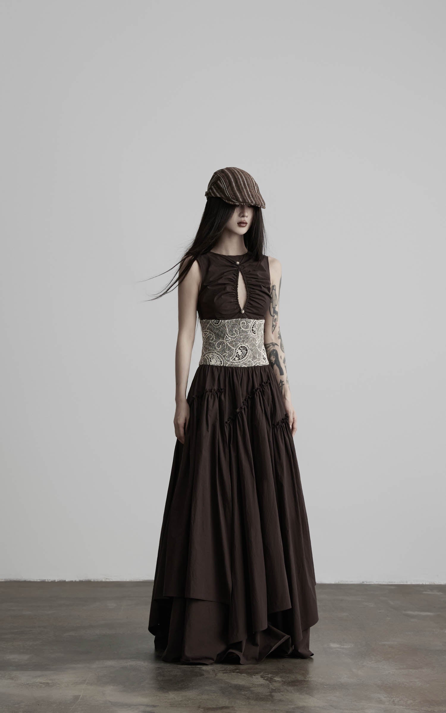 DOINDULGE Lace Waist Maxi Dress