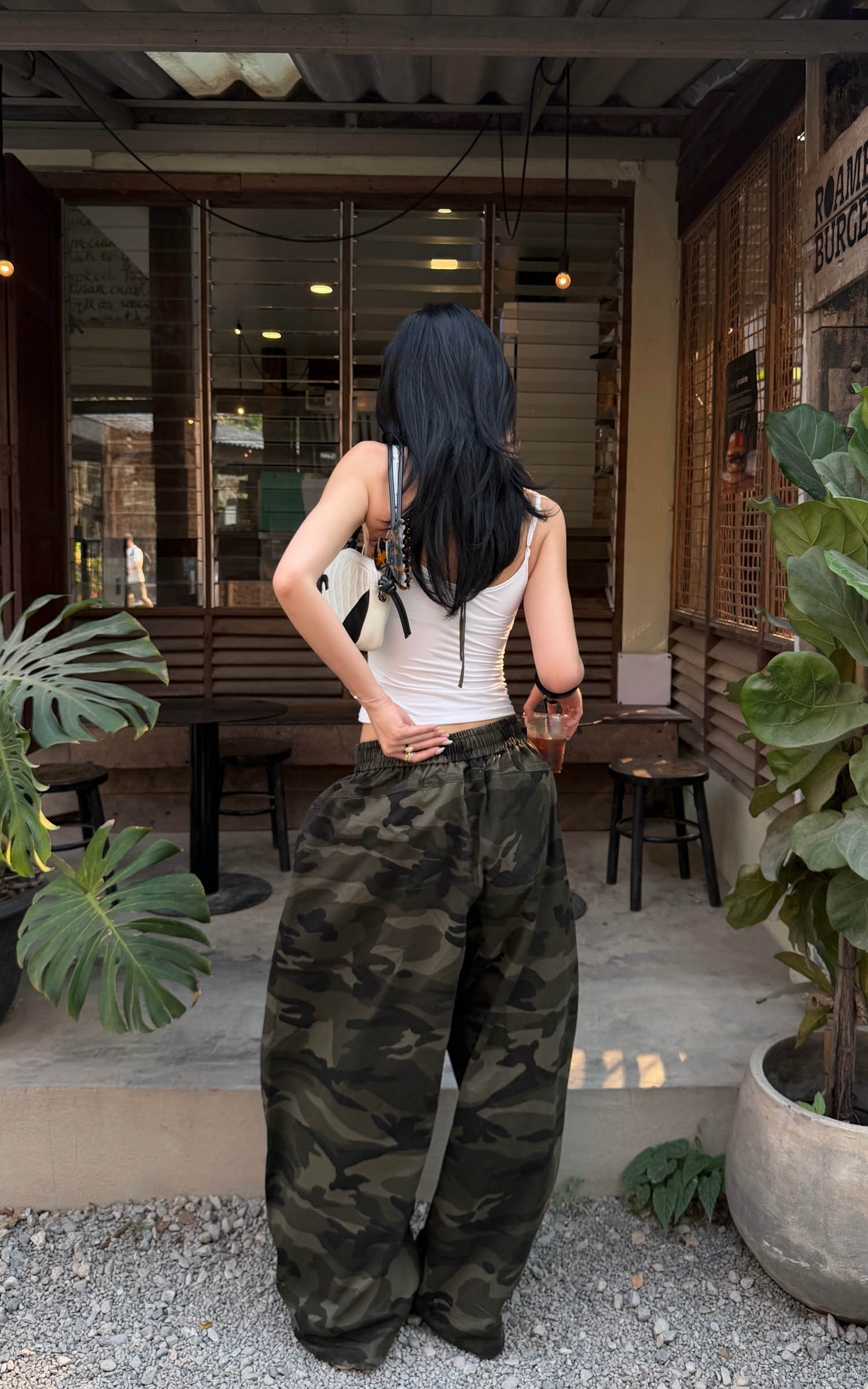 ROVENTE Pantalon camo à jambes larges et cordon de serrage