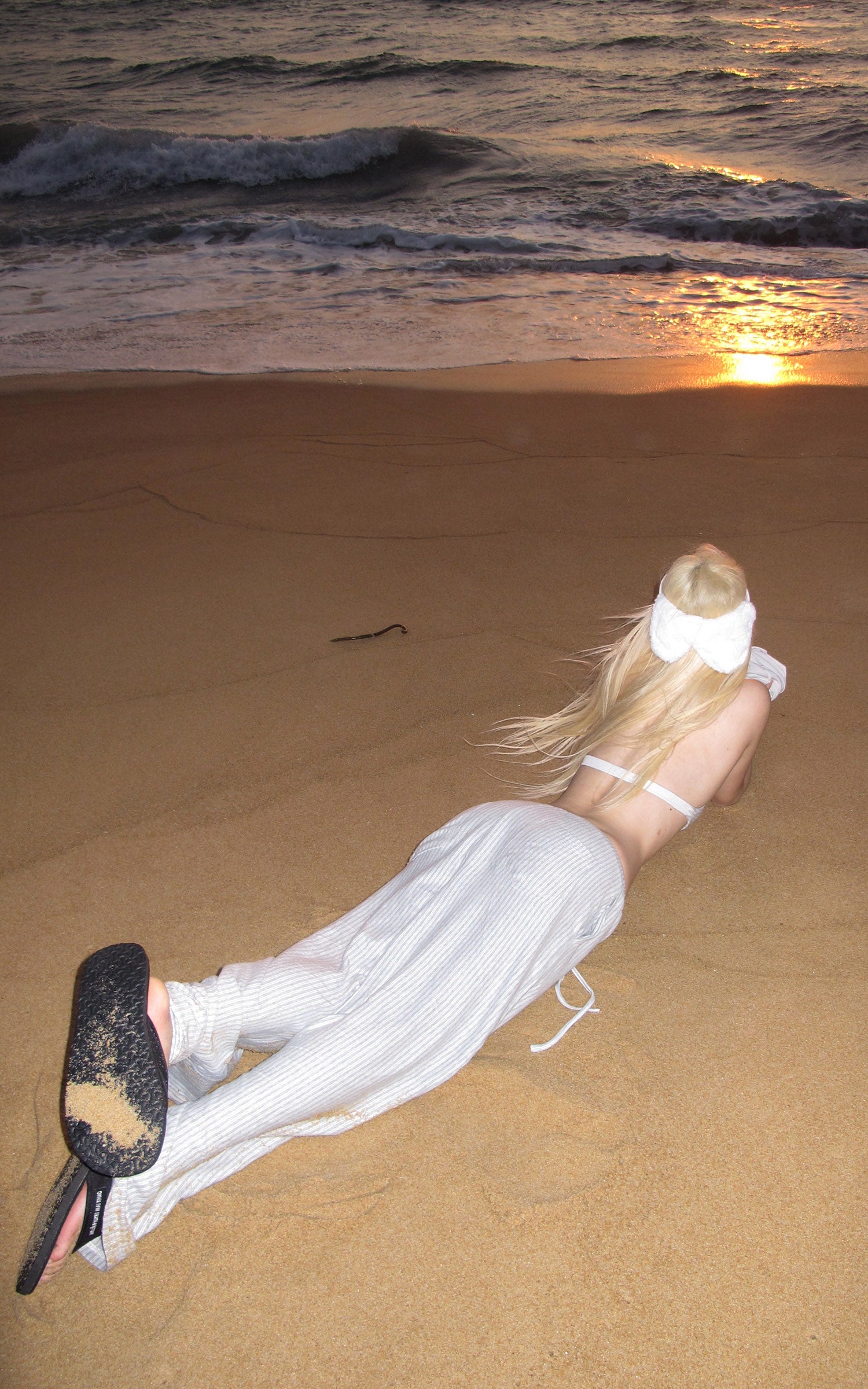 Rase le sol Striped Halter Bra and Relaxed Draped Lounge Pants Set
