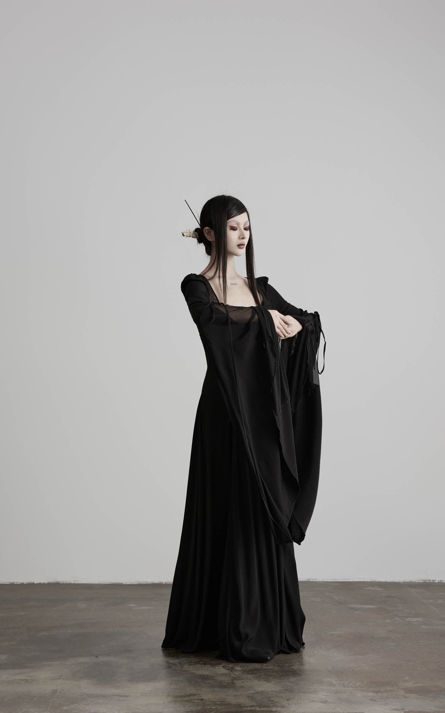 DOINDULGE Flare Sleeve Square Neck Maxi Dress